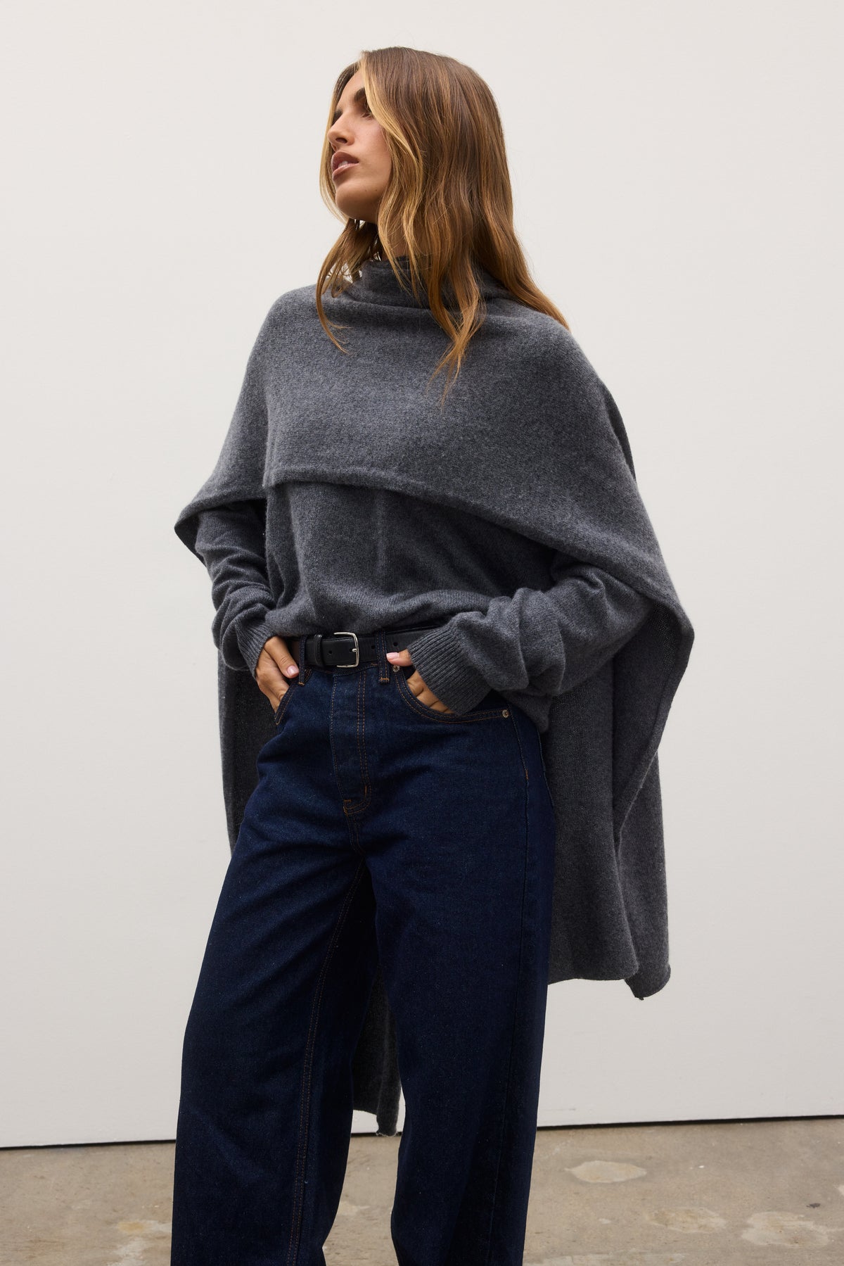 SOBA SCARF -  DARK HEATHER GREY