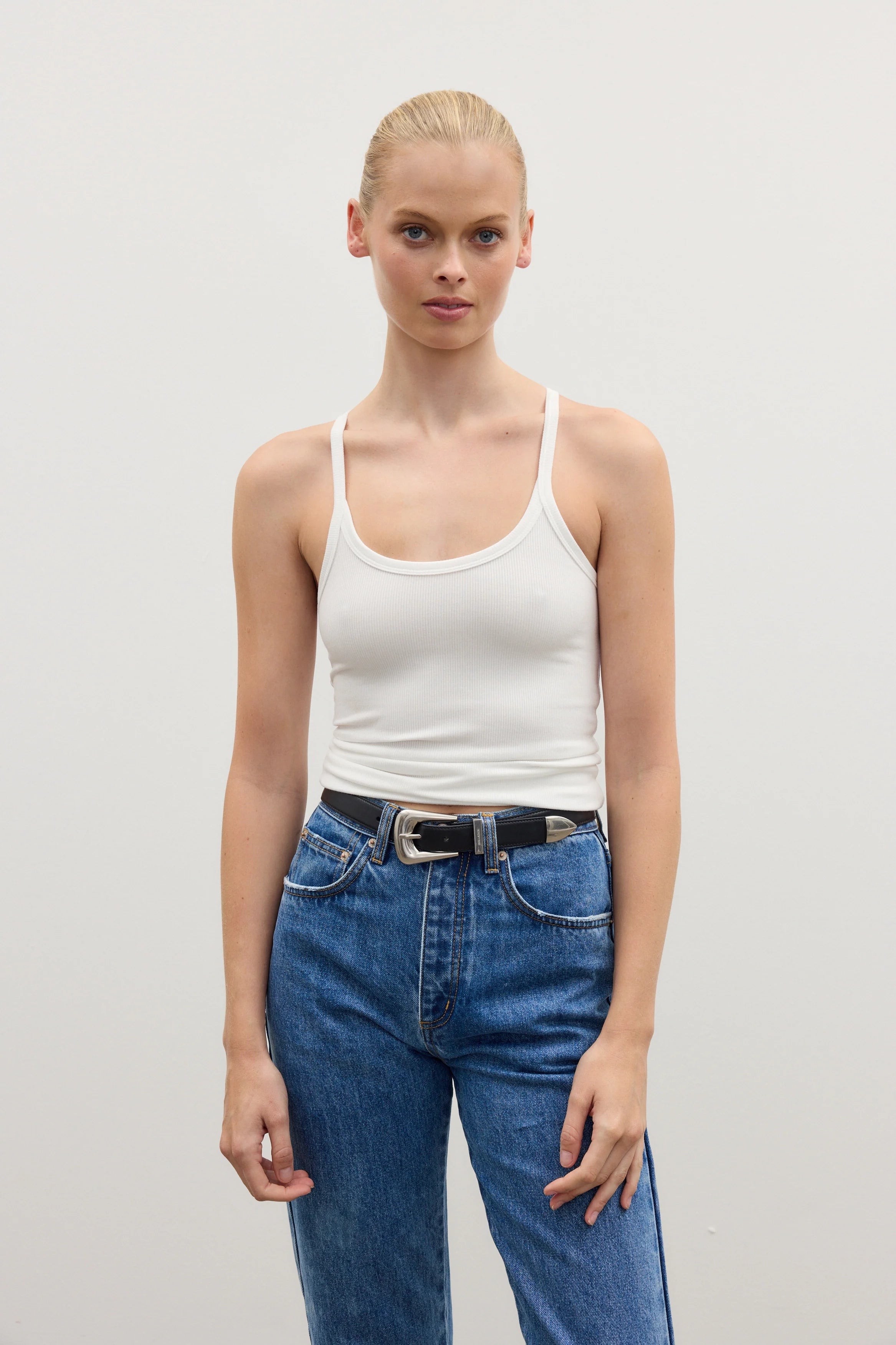 Zoya Basic Val Tank Top - White