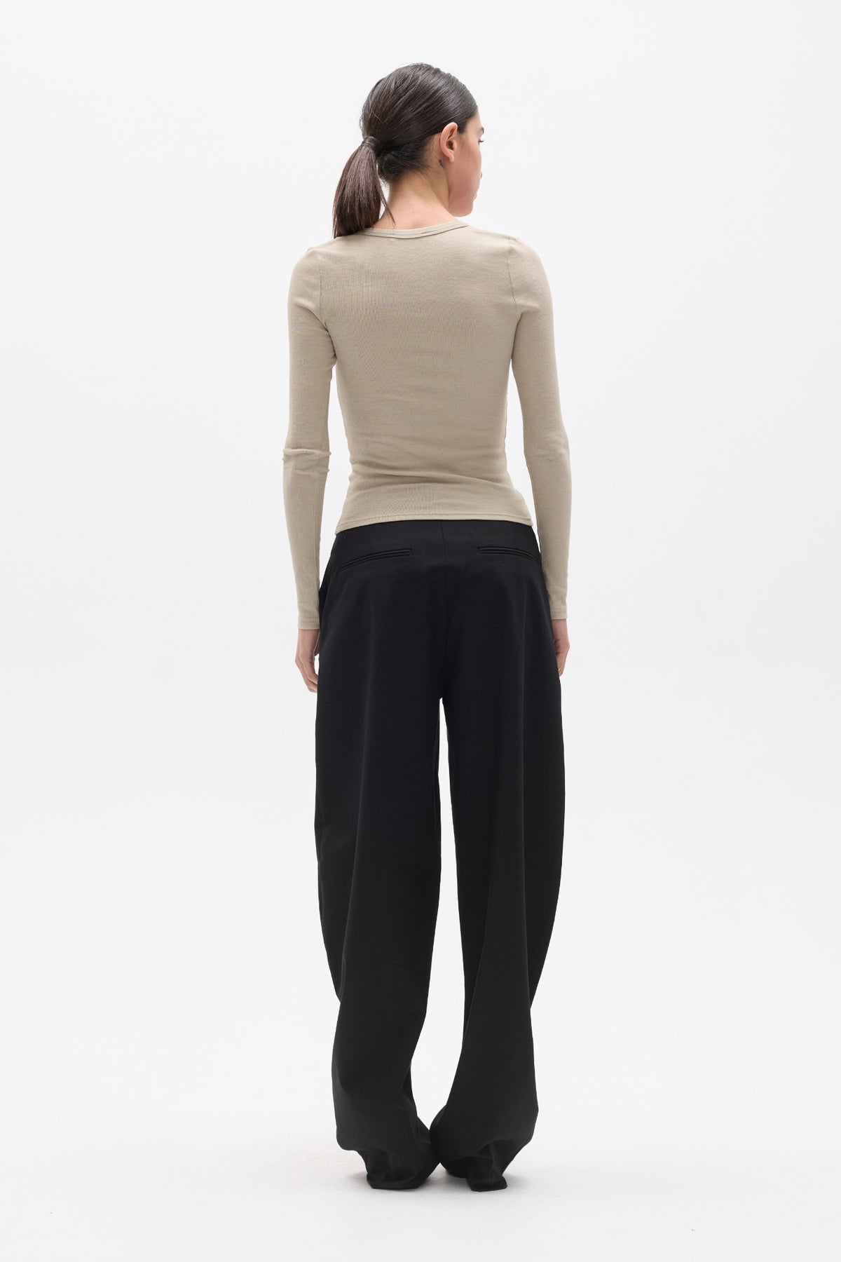 MERRITT TOP - ALMOND