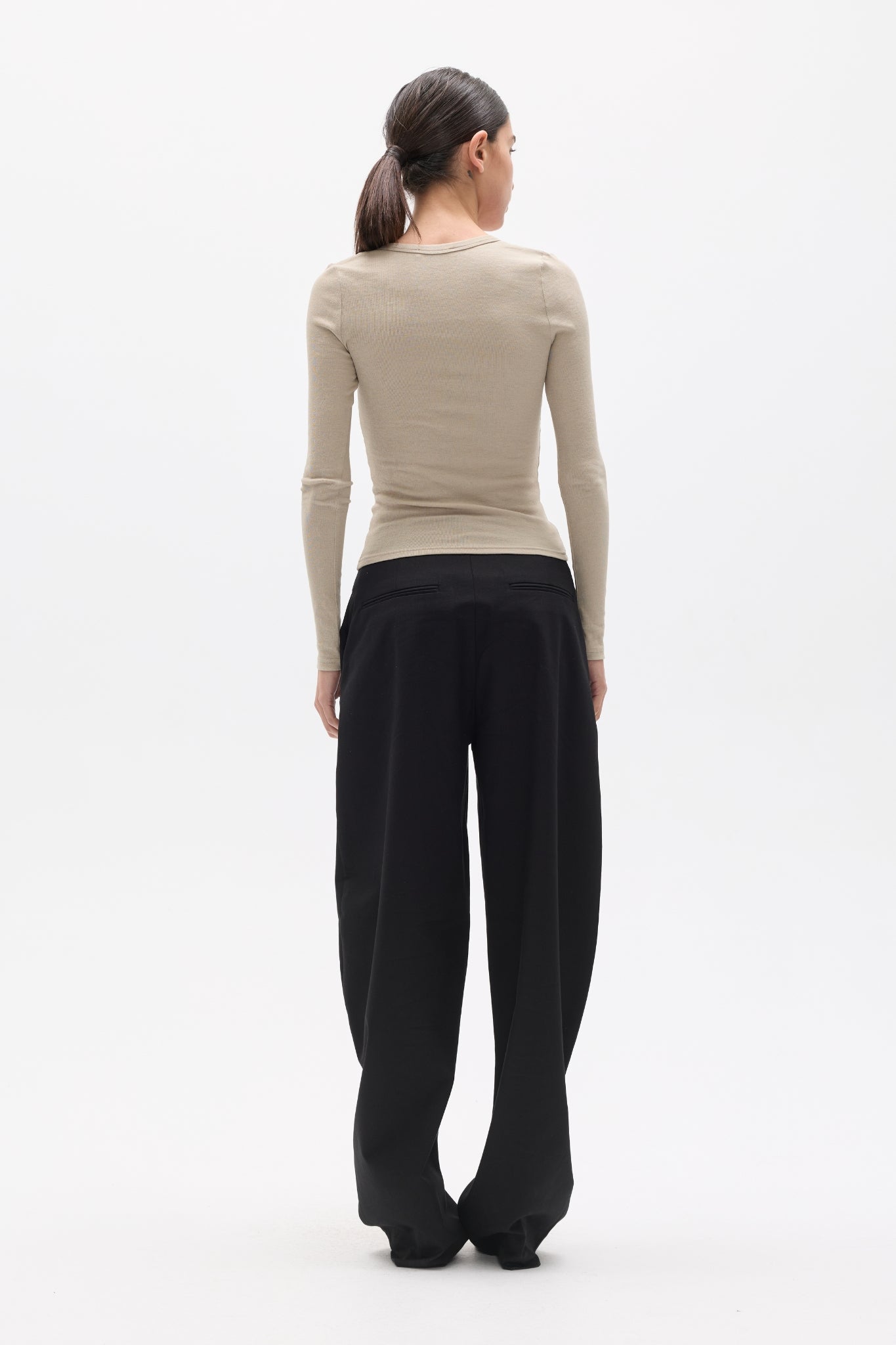 MERRITT TOP - ALMOND