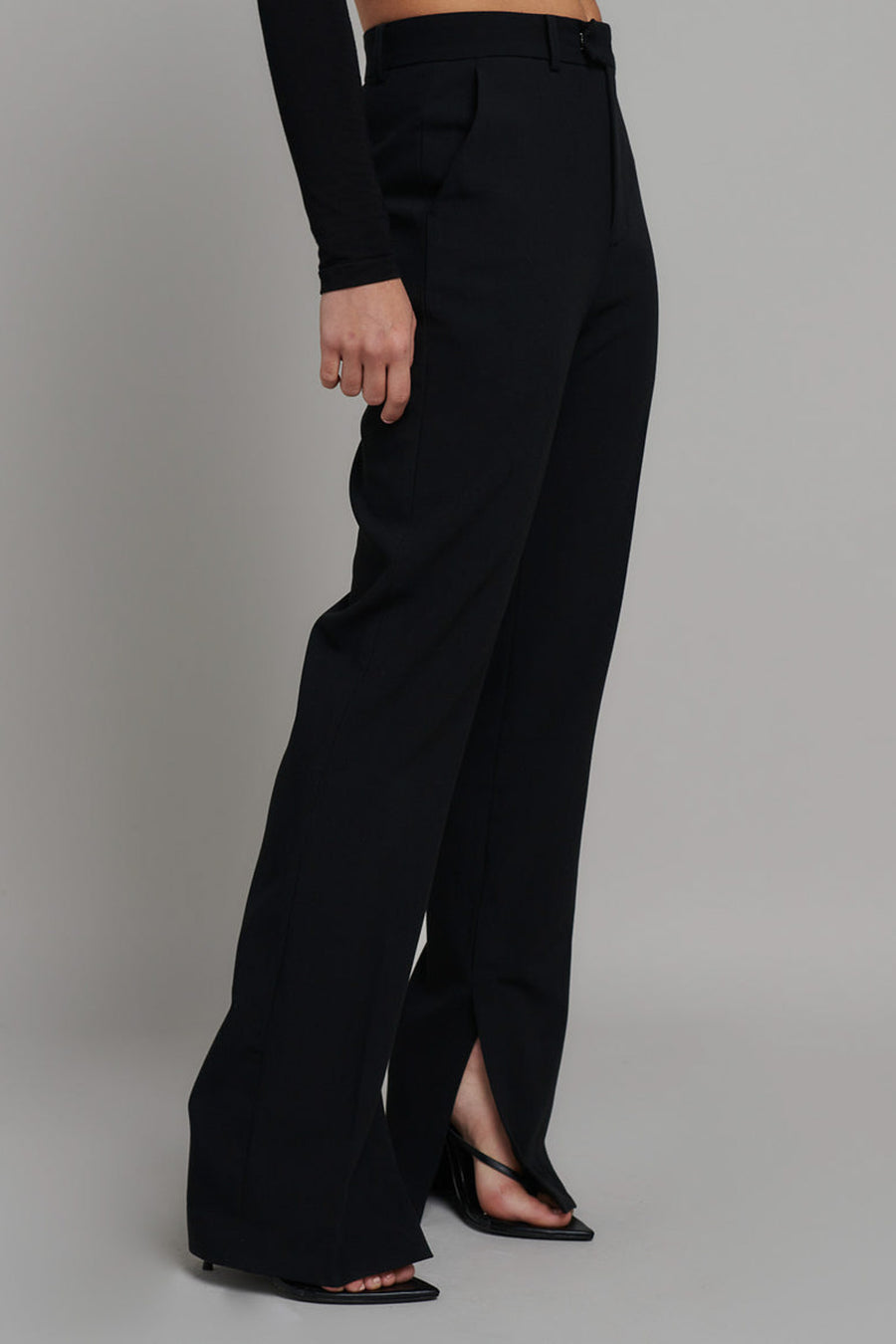 ISACC PANT - BLACK