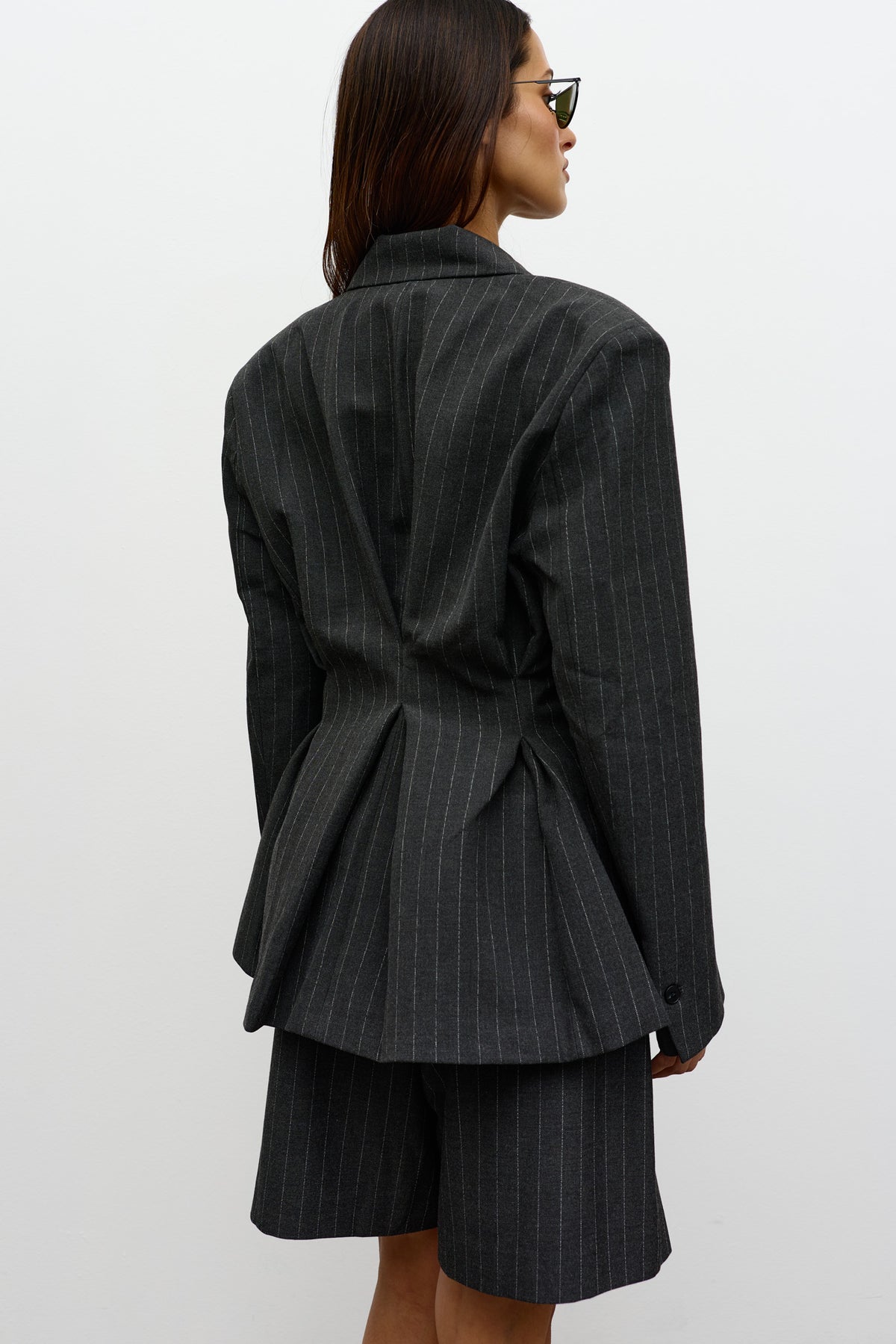 LIORA BLAZER - PINSTRIPE