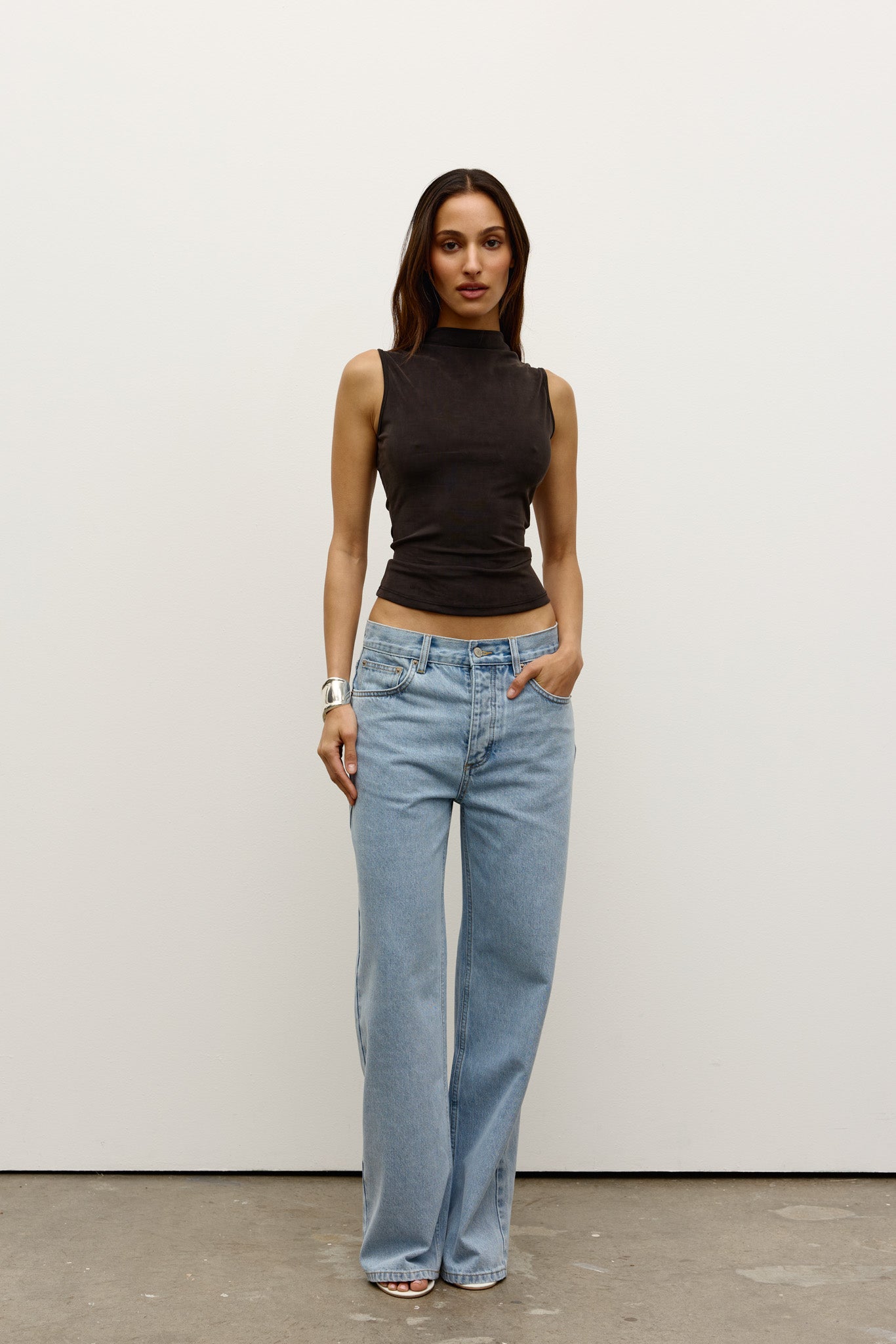 ROMI TOP - BLACK