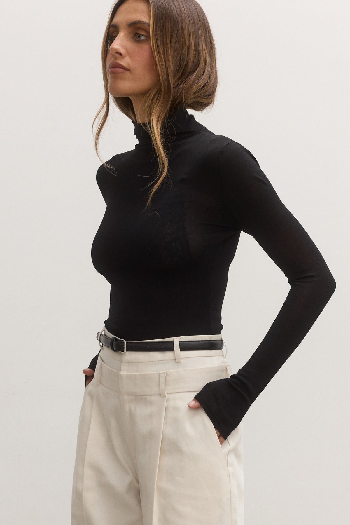AIRLIE TOP - BLACK