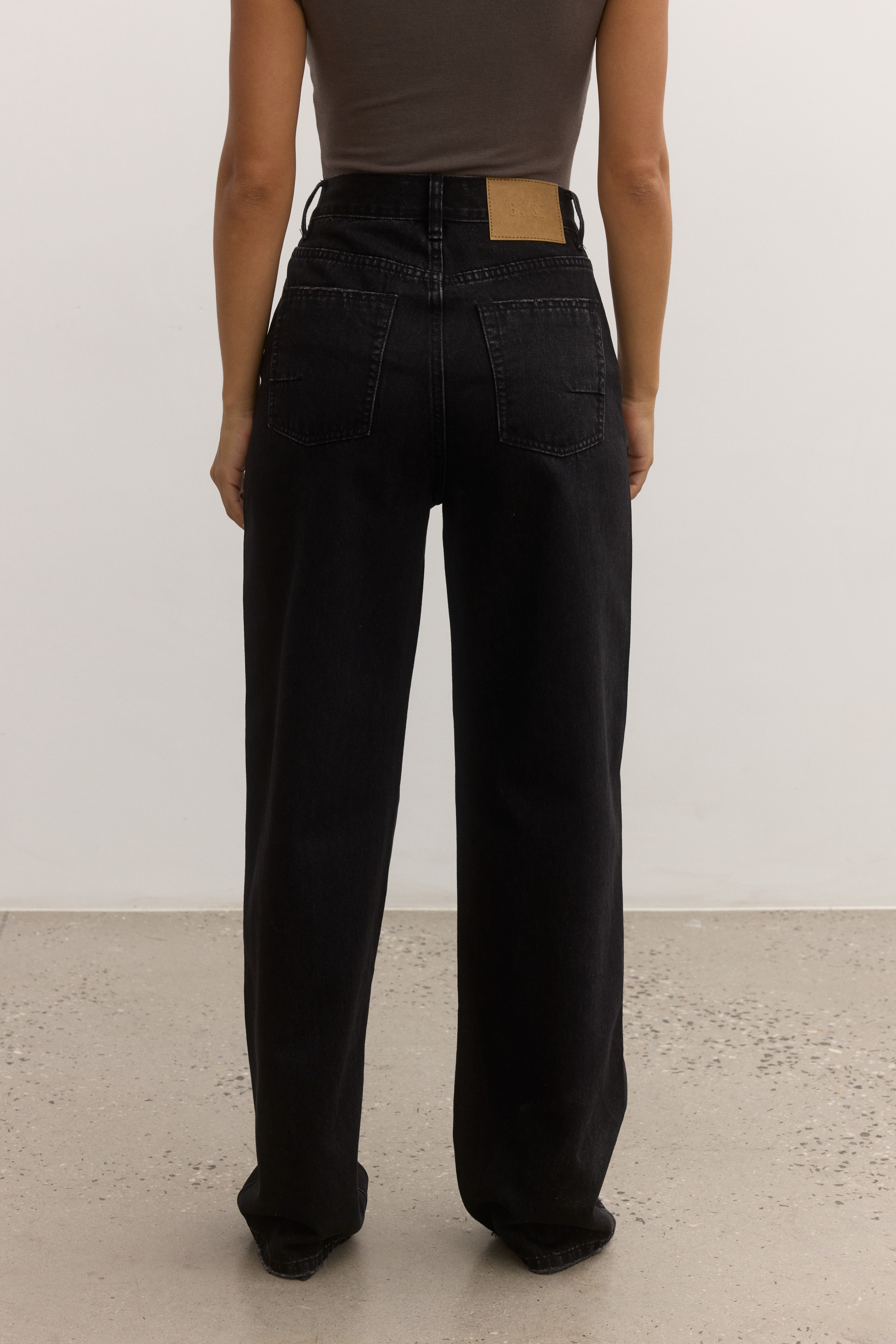 VERA JEAN - BACKSTAGE BLACK