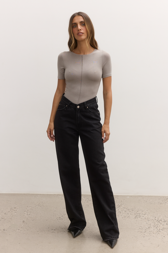 ANISA TEE - DOVE GREY