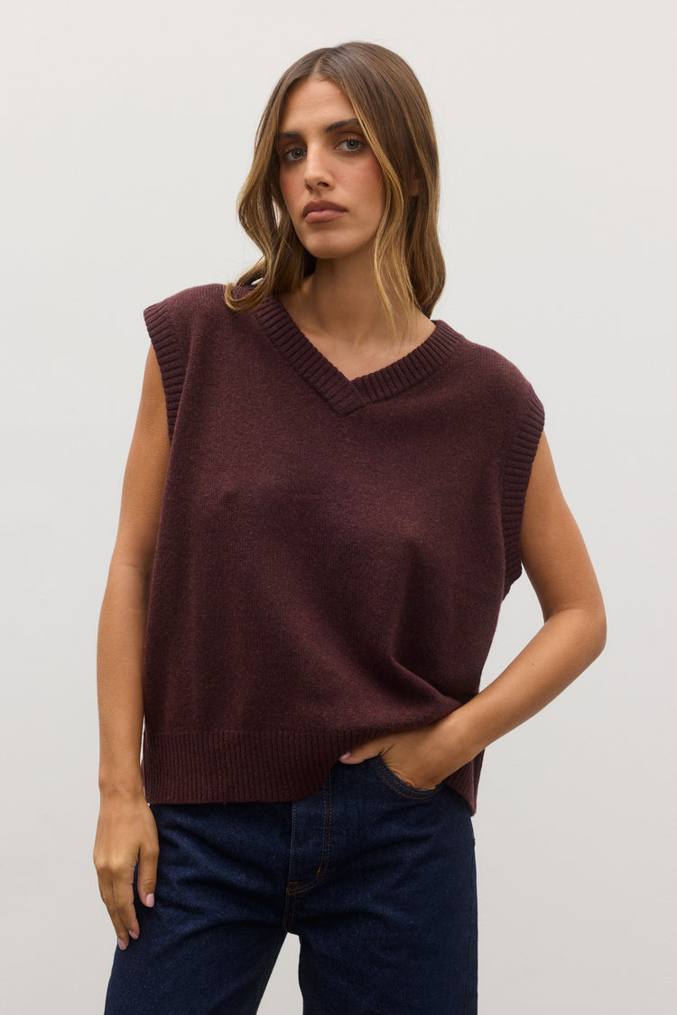 EMBER KNIT VEST - PLUM
