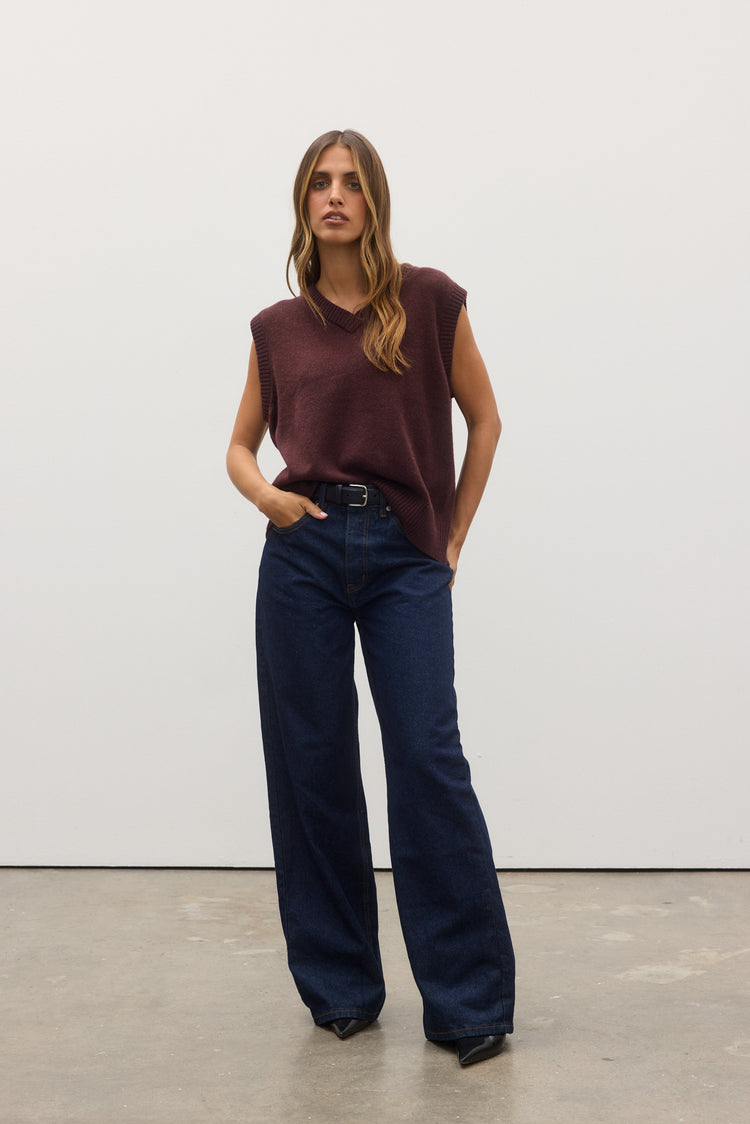 EMBER KNIT VEST - PLUM