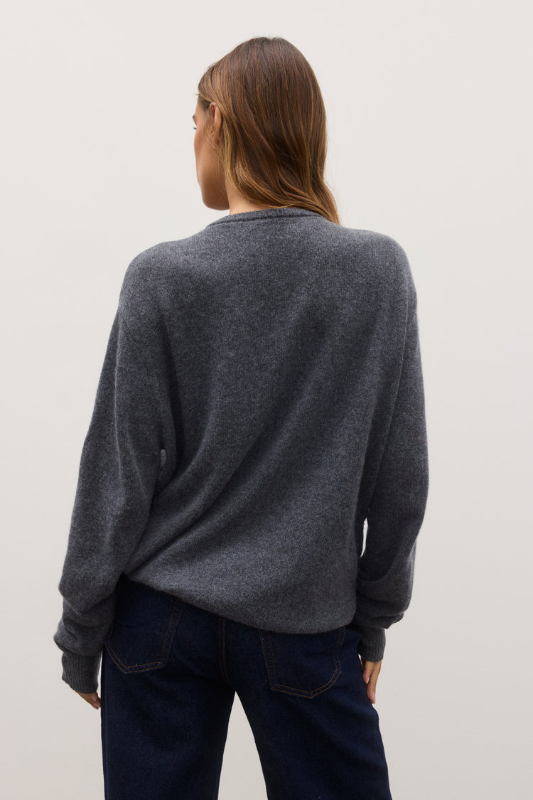 BILLIE V- NECK SWEATER - DARK HEATHER GREY
