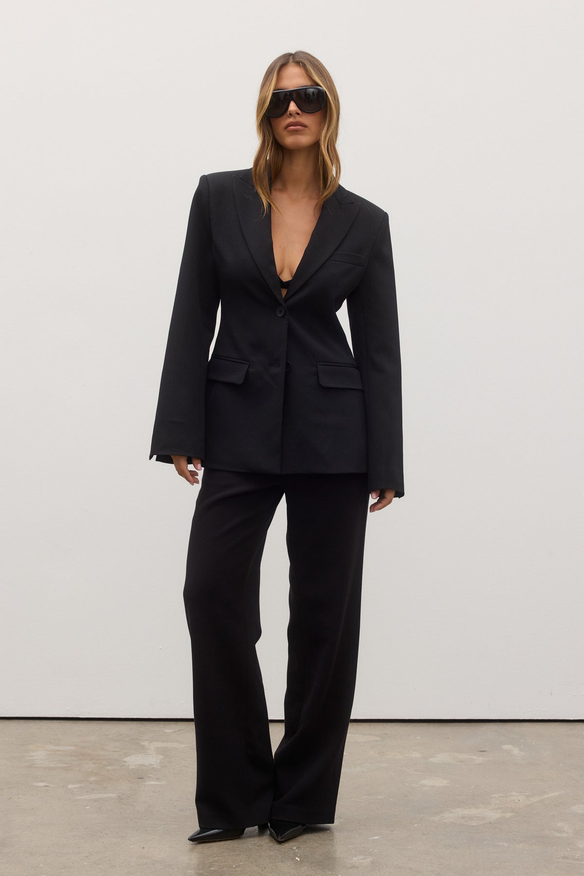 VALERIA BLAZER - BLACK