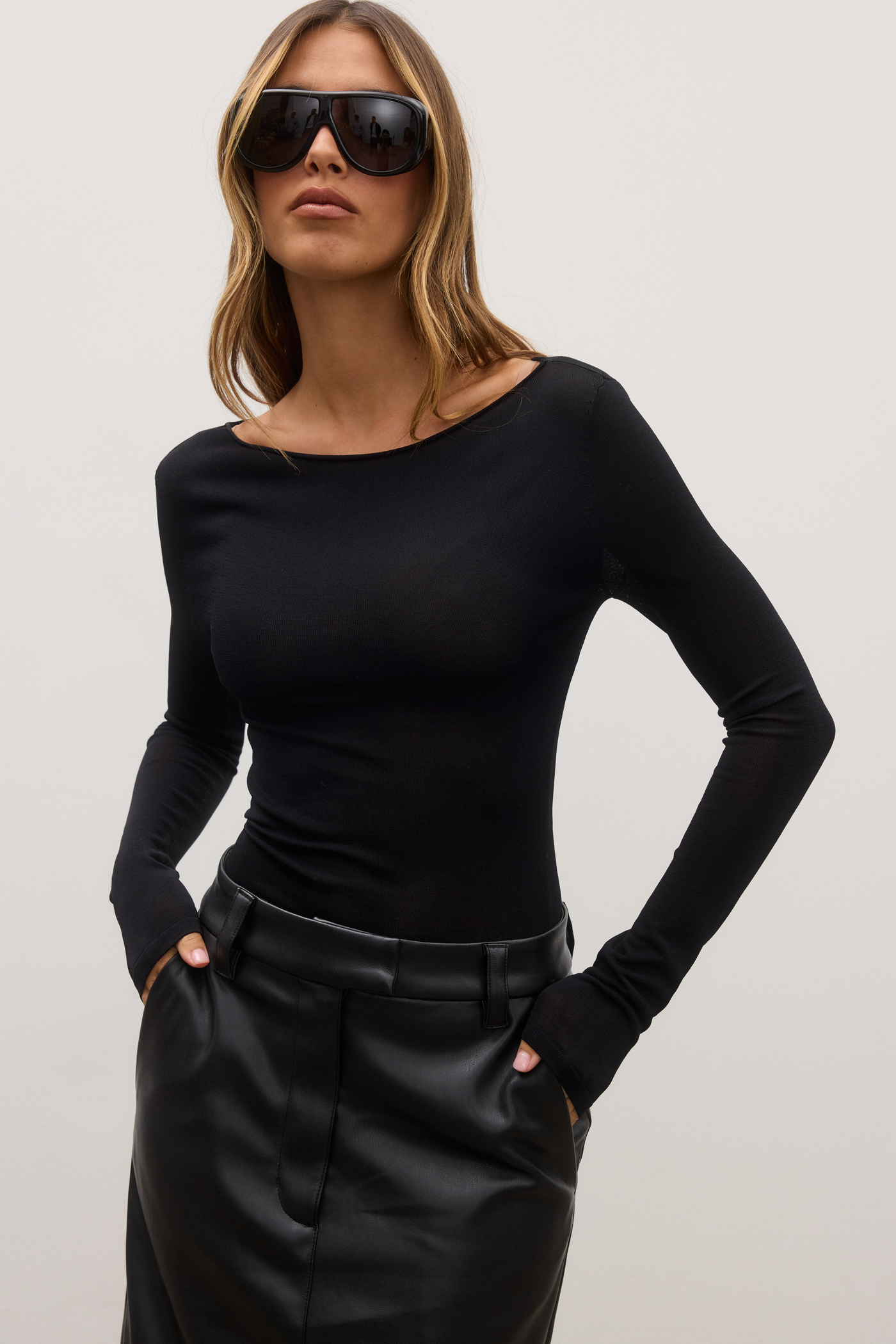MANI TOP - BLACK