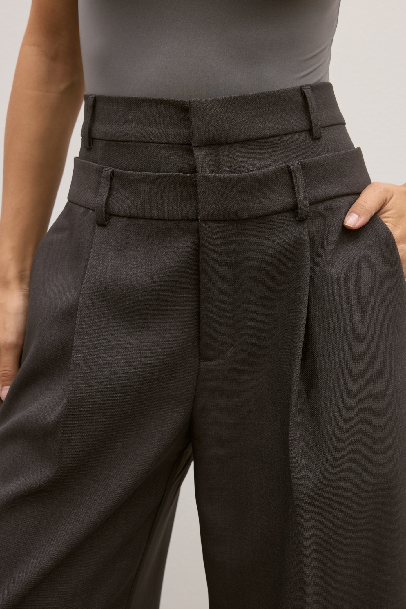 ISABEL PANT - CHARCOAL GREY