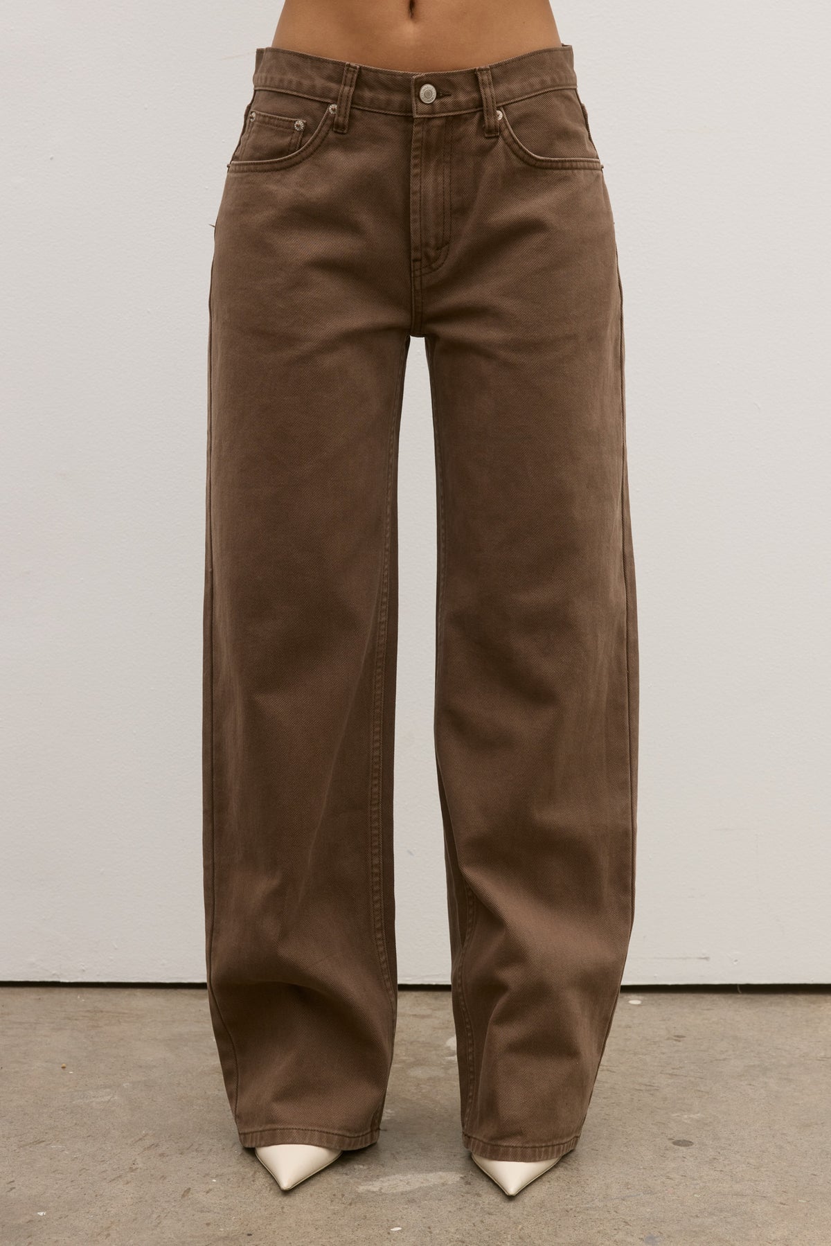 AVERY MID RISE JEAN - CHOCOLATE