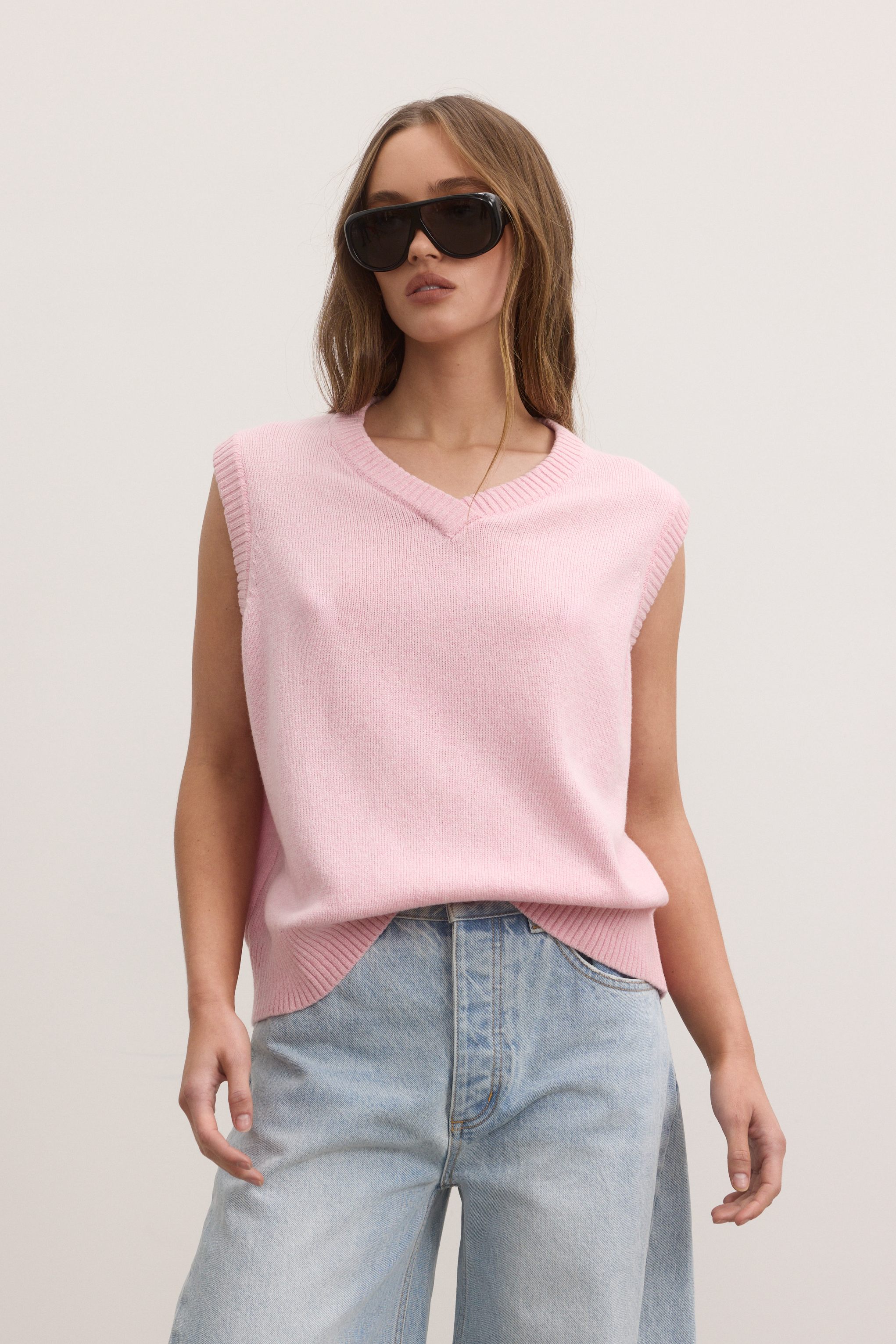 EMBER KNIT VEST - BUBBLE GUM