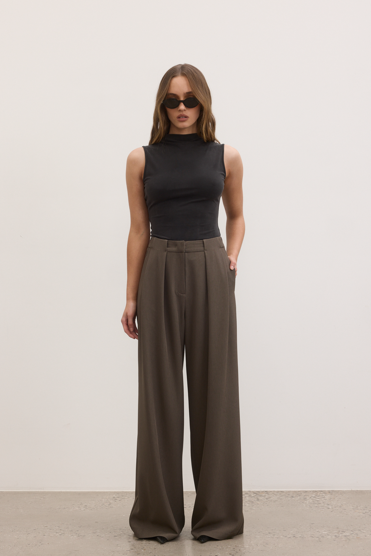 ROMI TOP - BLACK