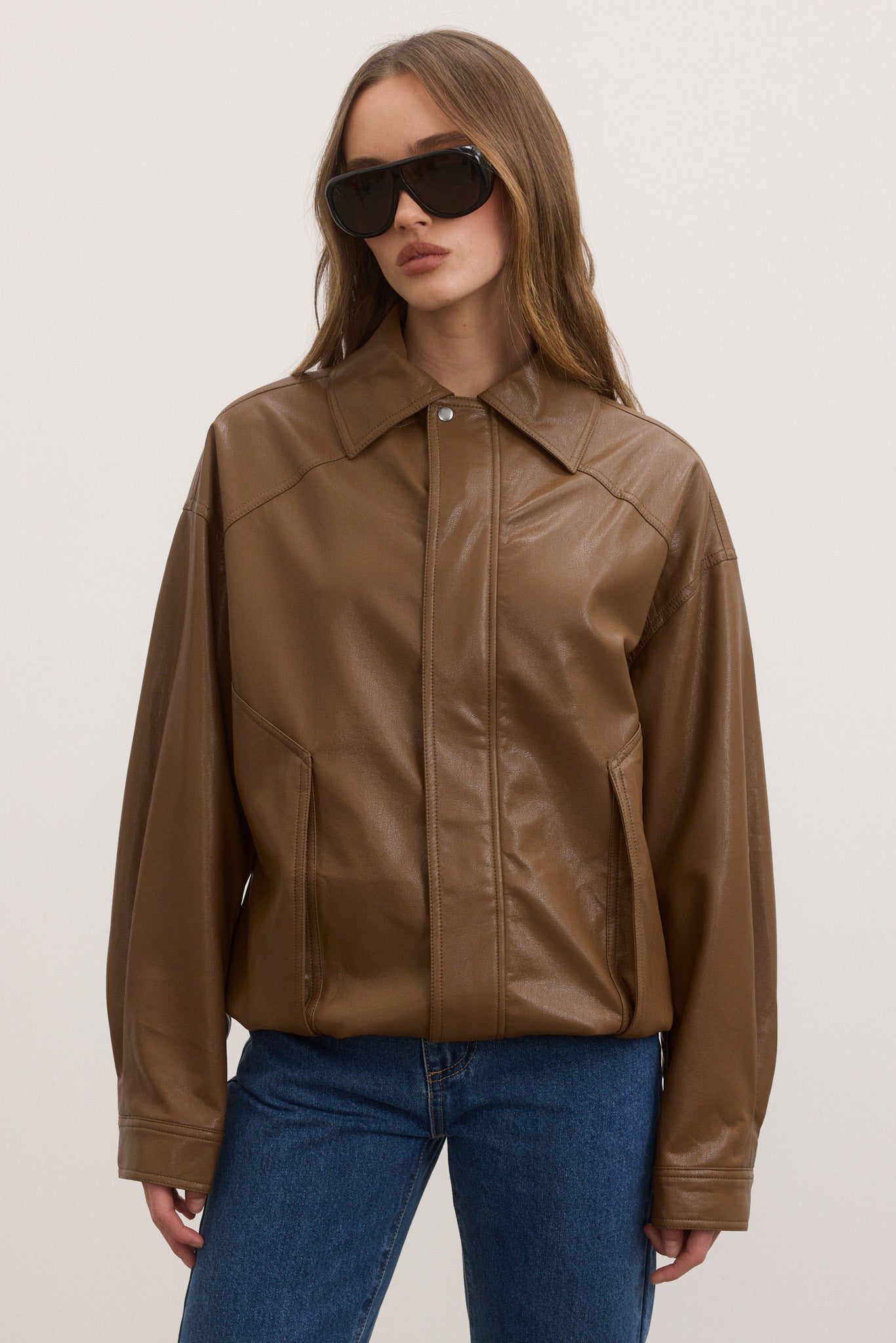 KAEZ BOMBER - TAN