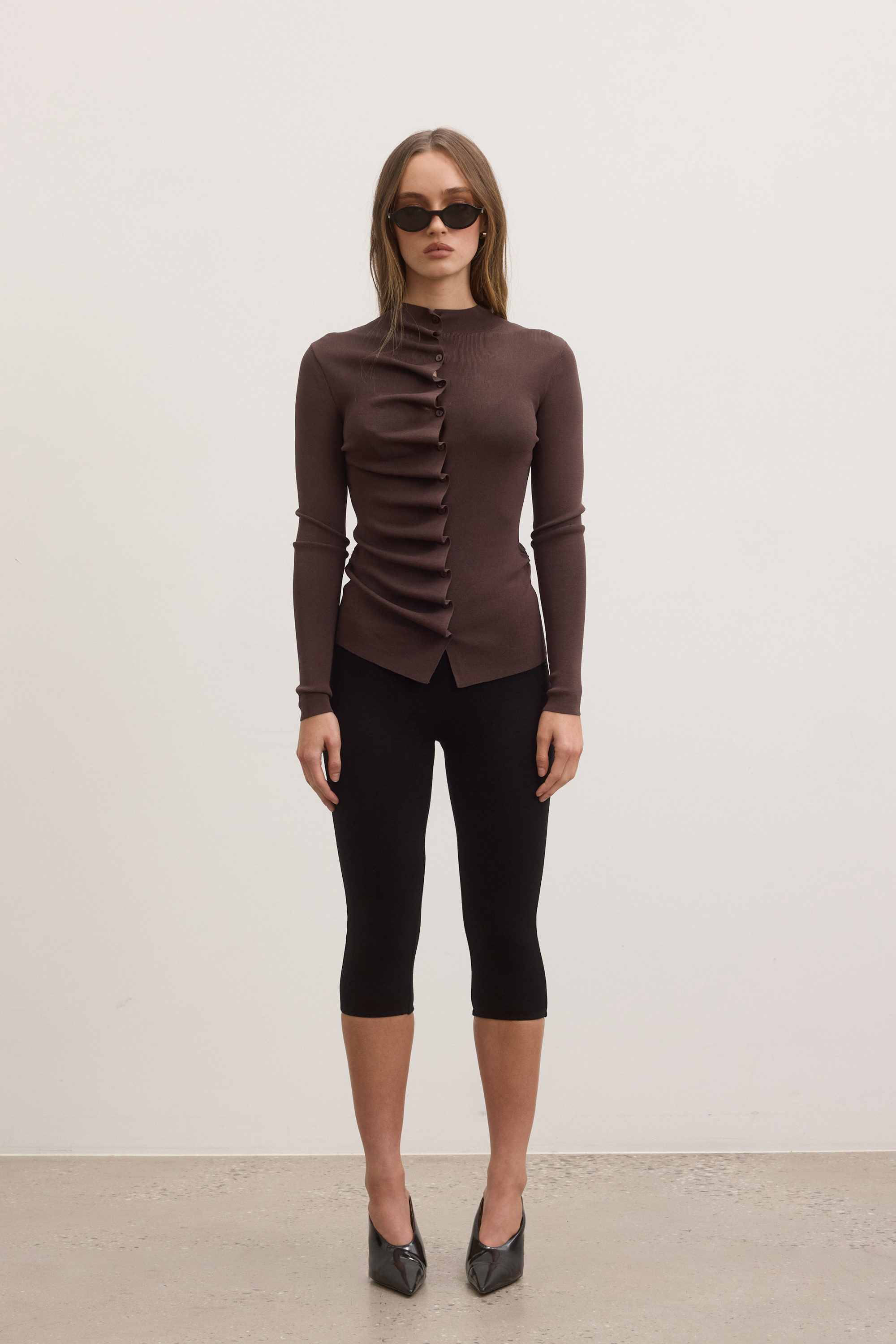 LULU CAPRIS - BLACK