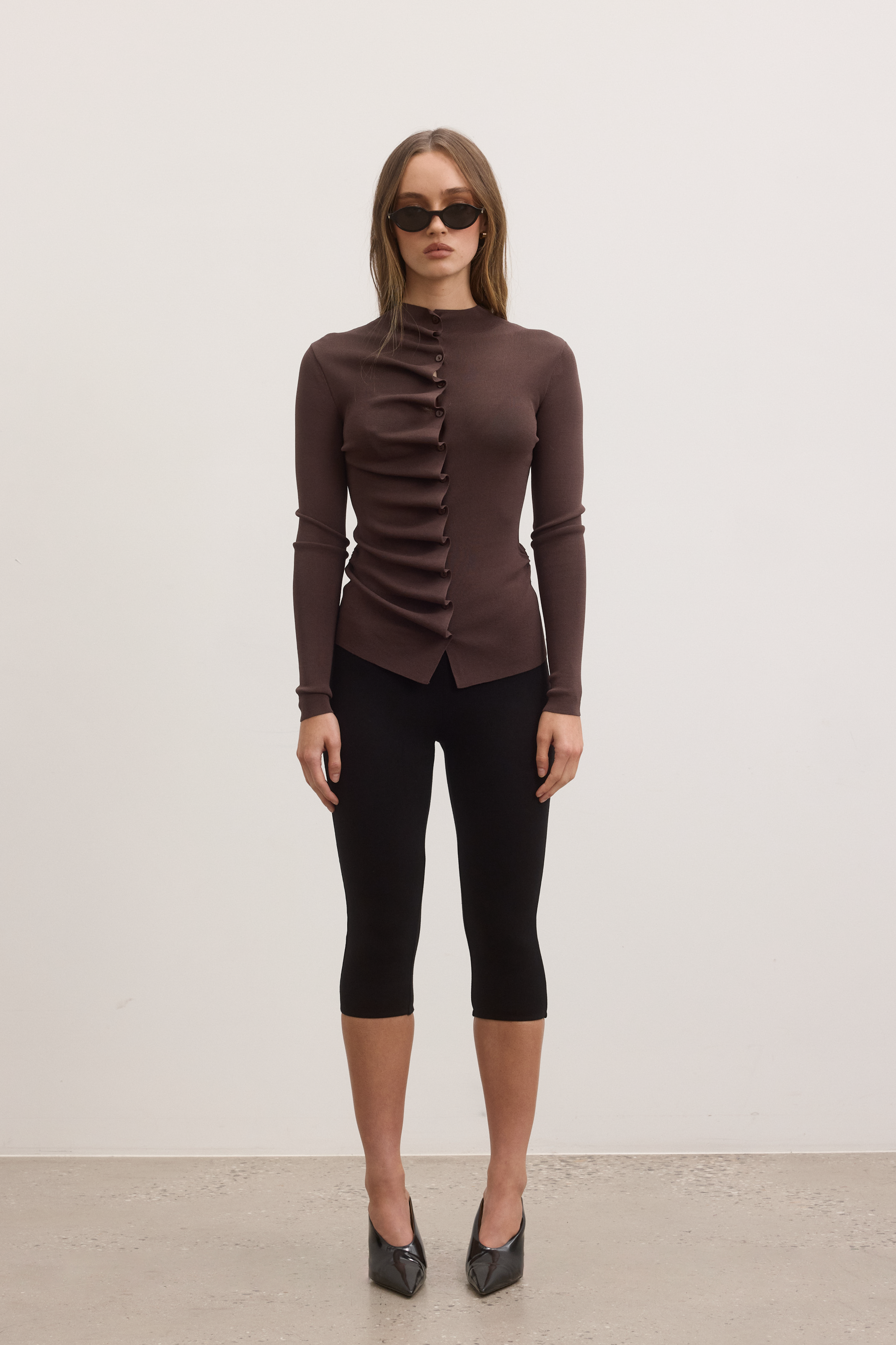 LULU CAPRIS - BLACK