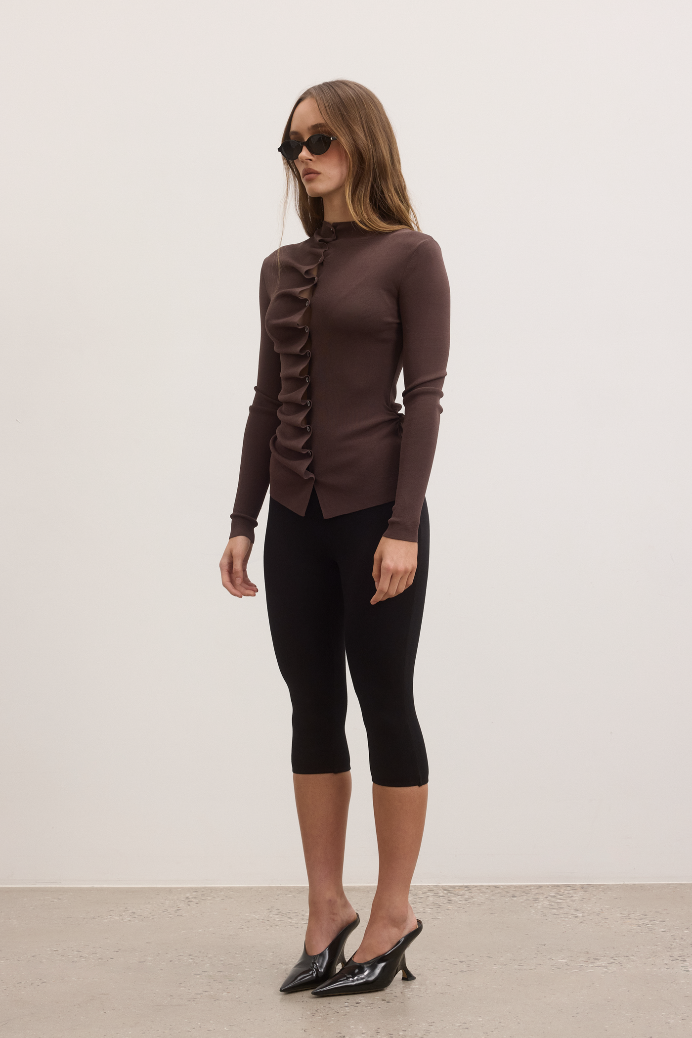 LULU CAPRIS - BLACK