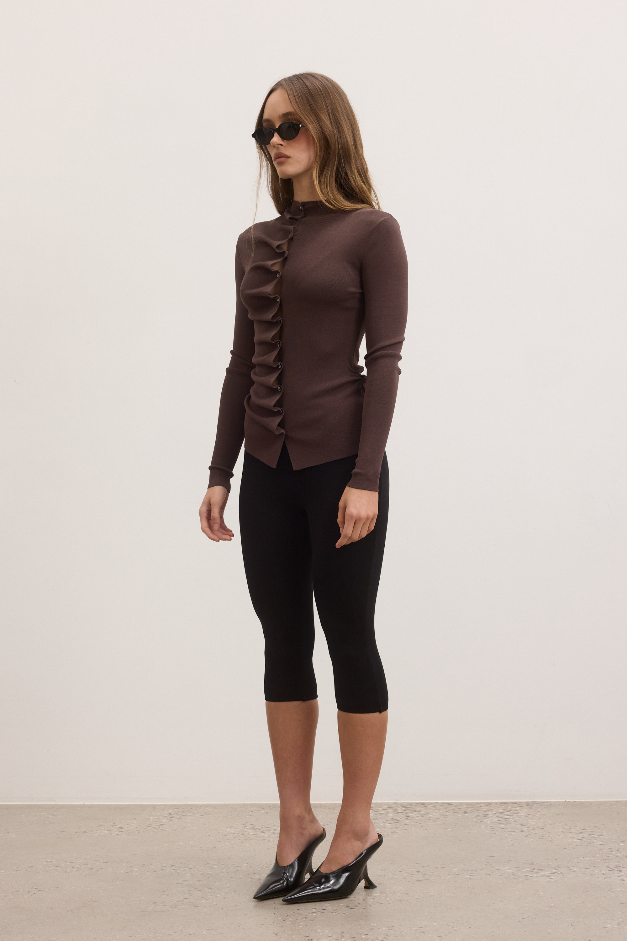 LULU CAPRIS - BLACK