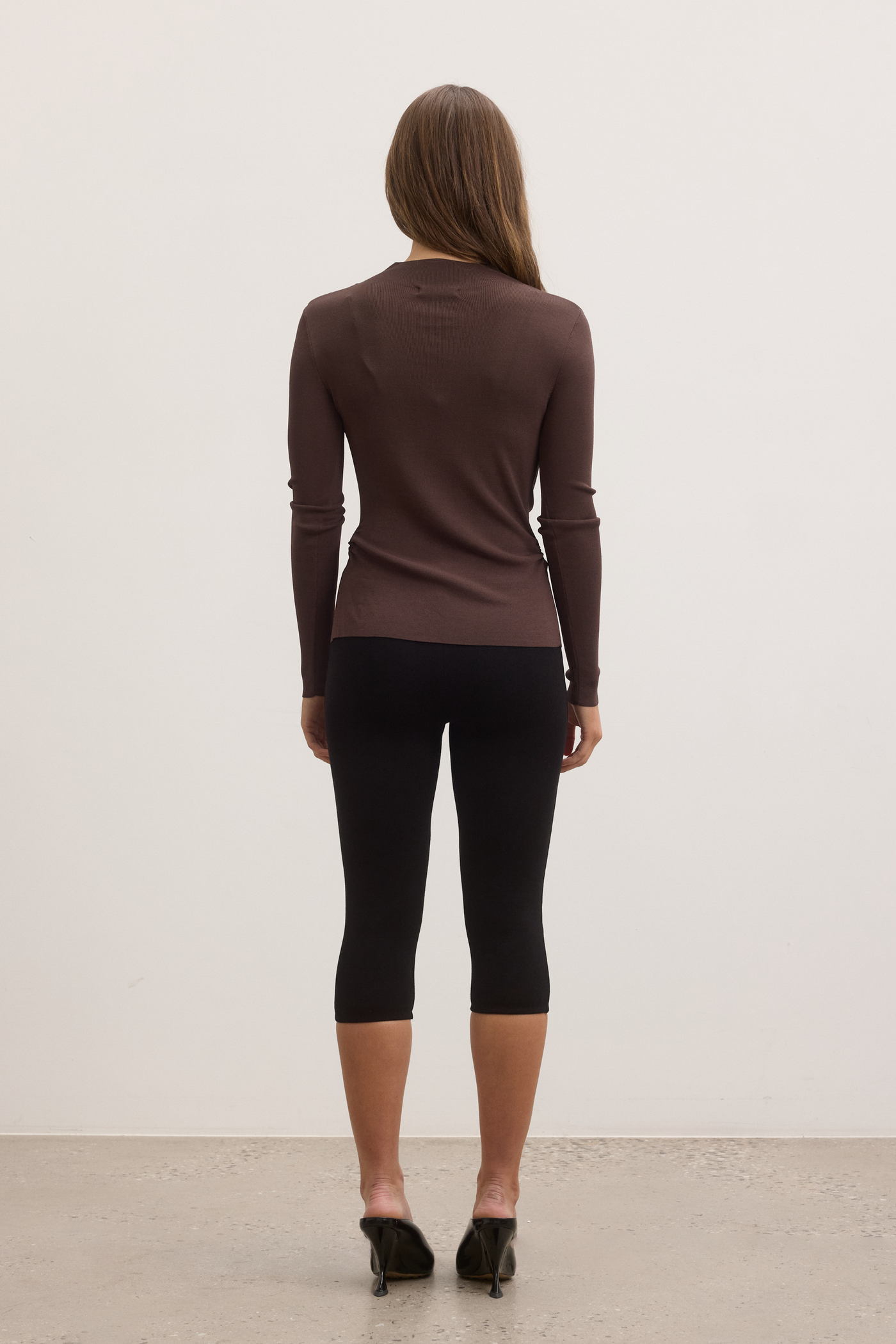 LULU CAPRIS - BLACK