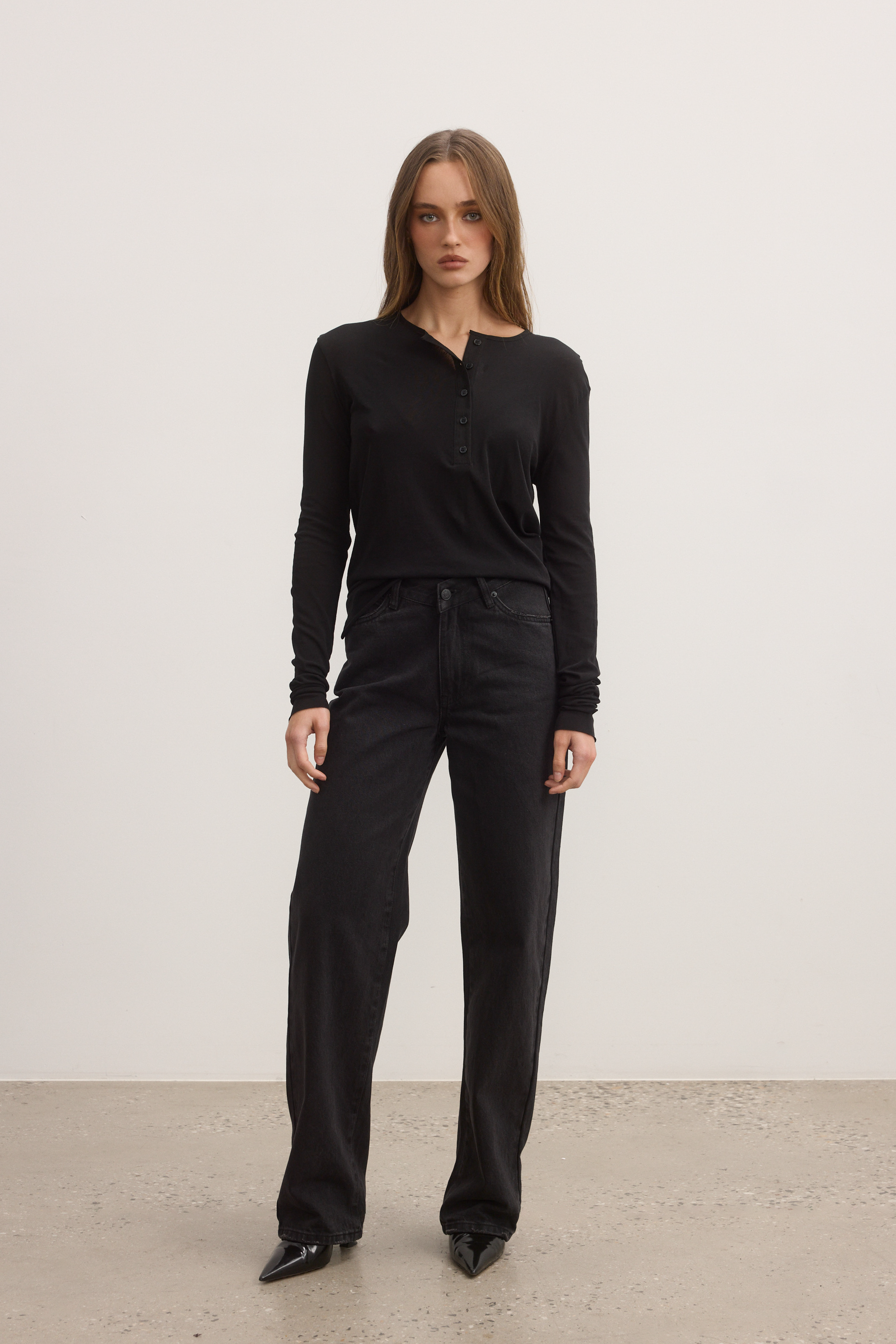 DAPHNE TOP - BLACK