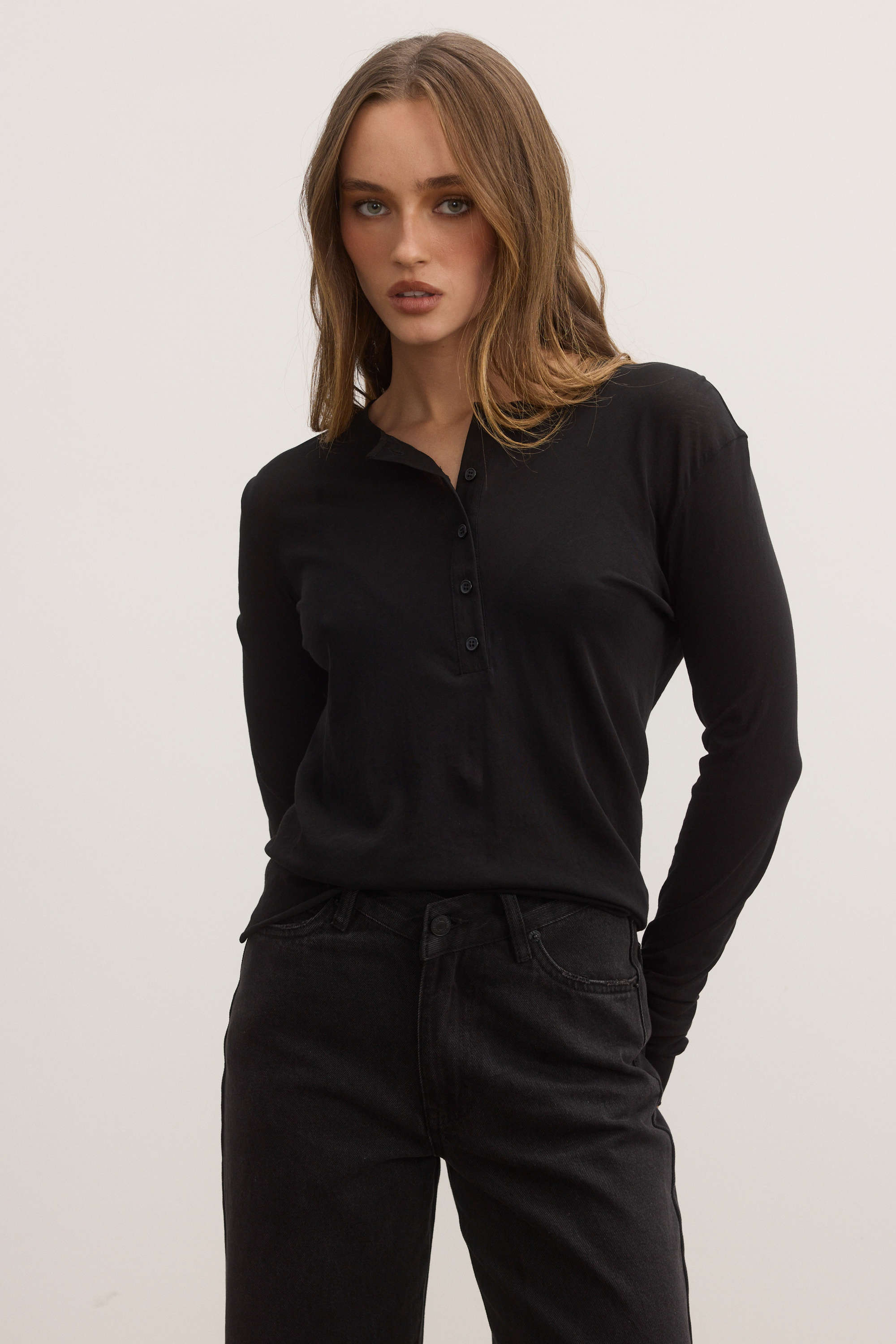 DAPHNE TOP - BLACK