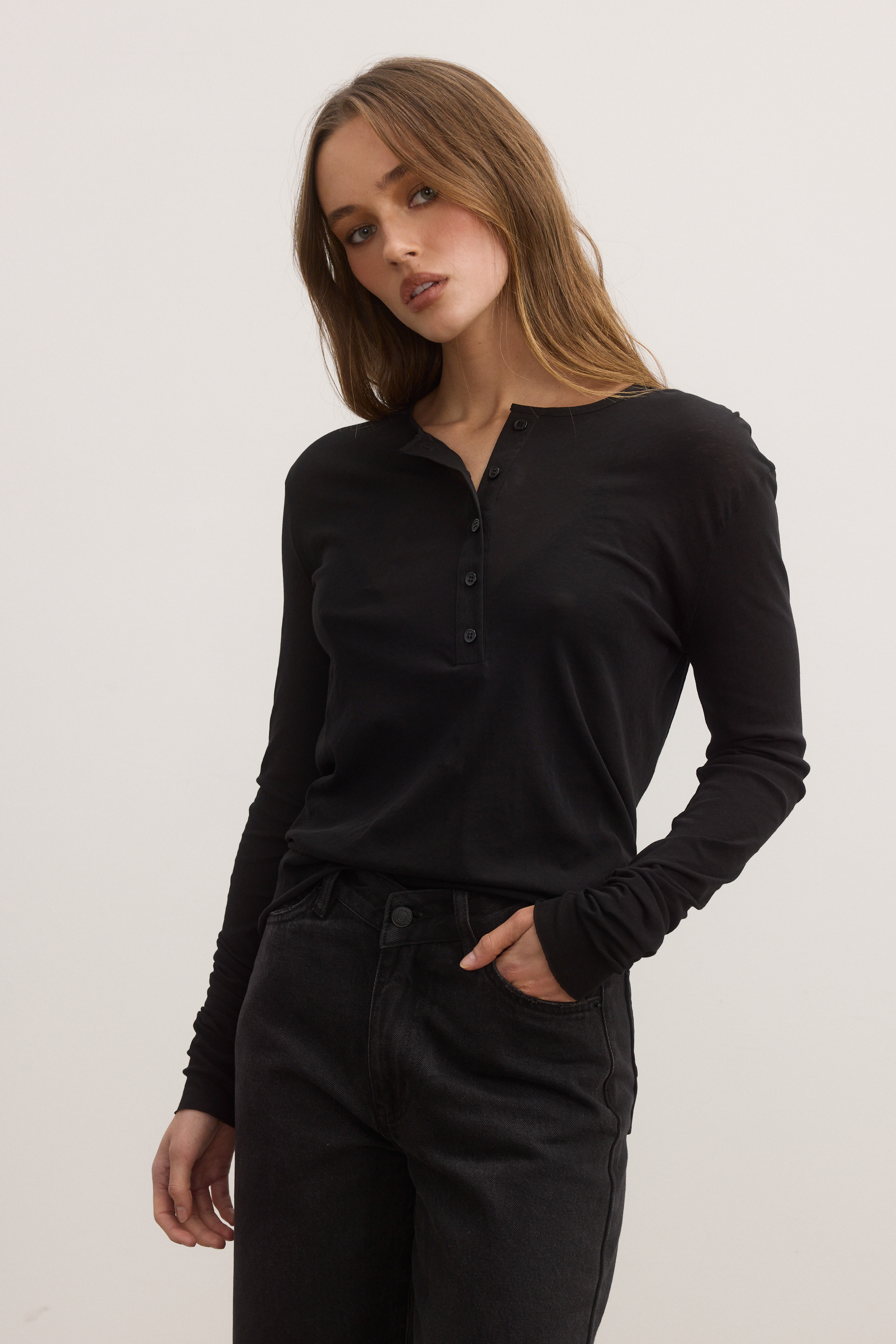 DAPHNE TOP - BLACK