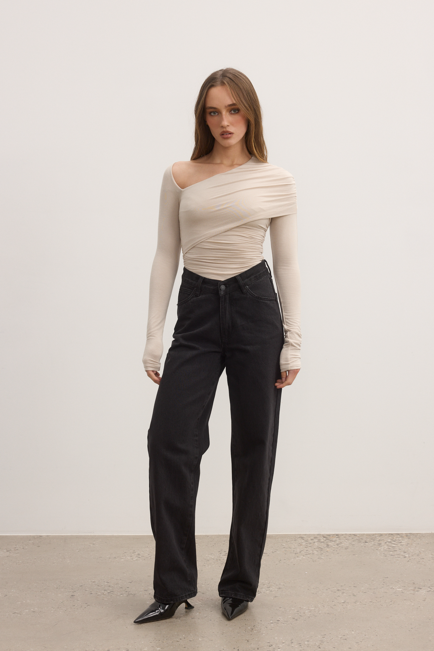 YANI TOP - ALMOND