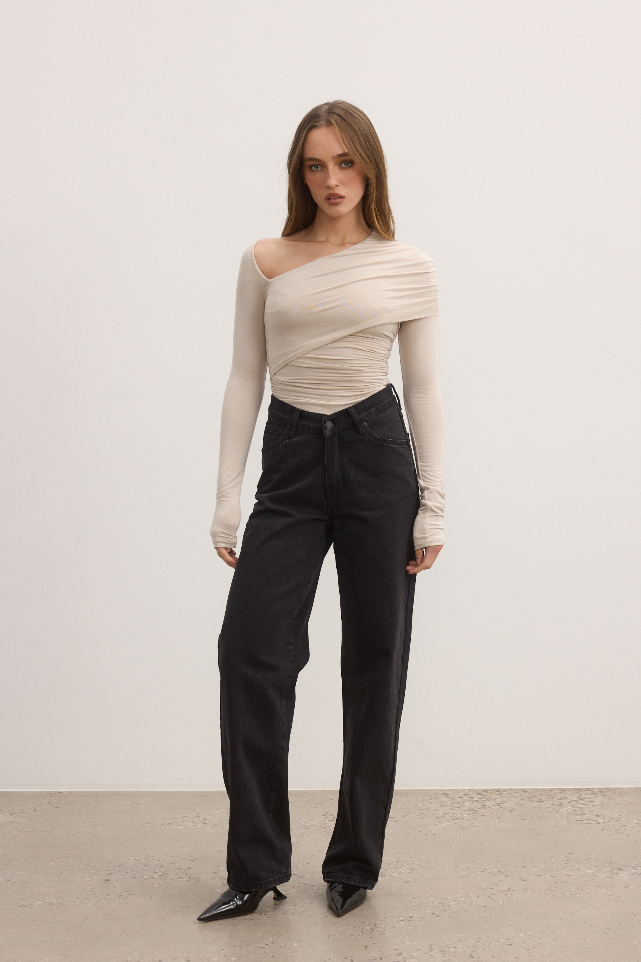 YANI TOP - ALMOND