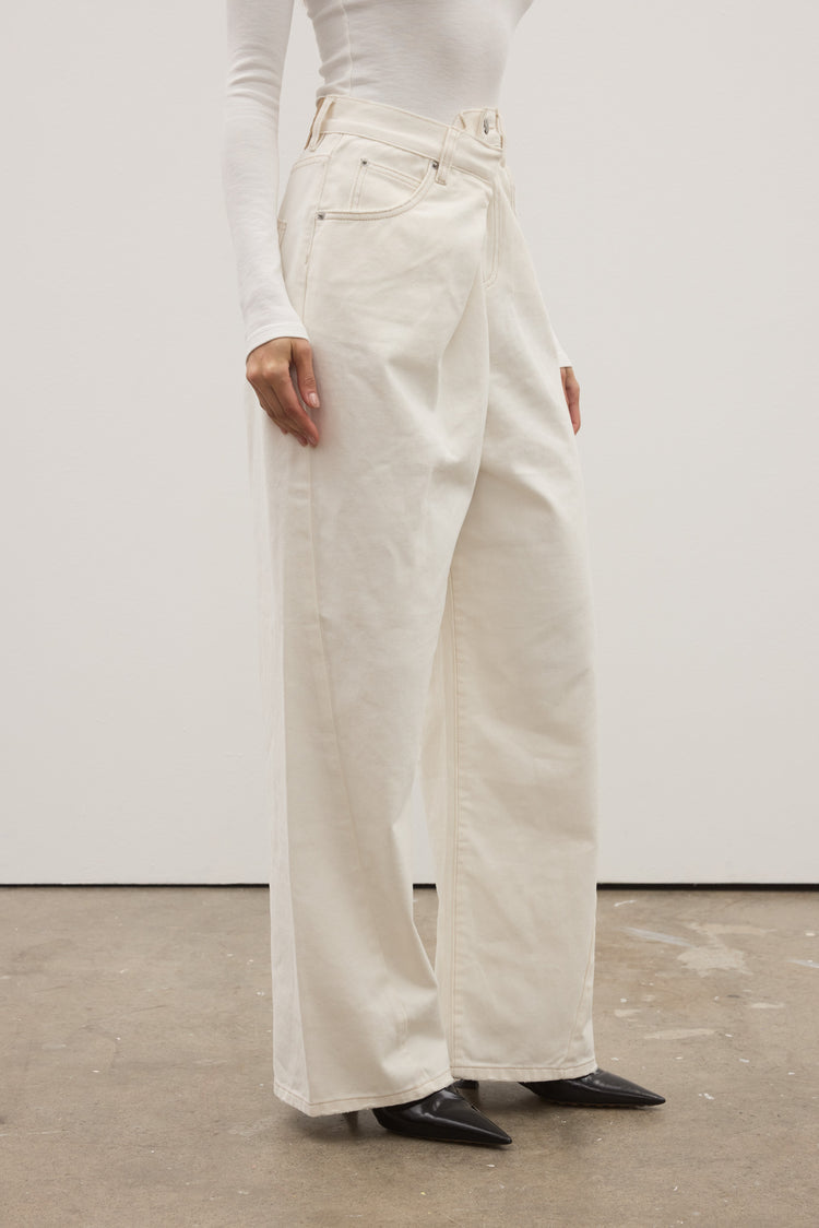 REGALIA JEAN - GEISHA WHITE