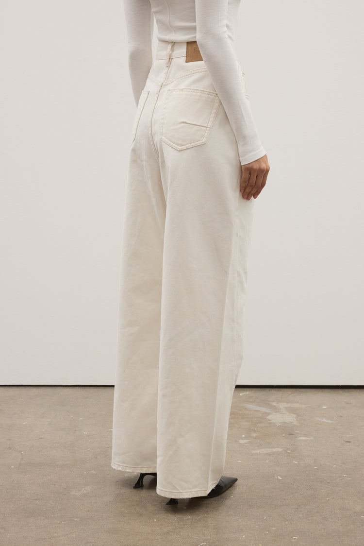 REGALIA JEAN - GEISHA WHITE