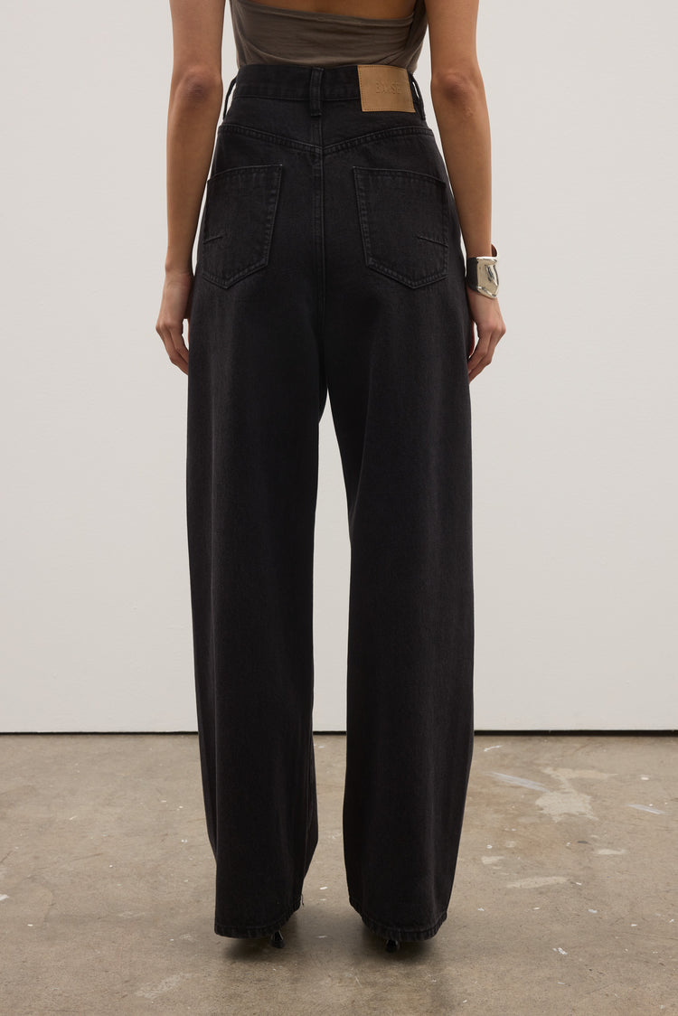 REGALIA JEAN - BACKSTAGE BLACK