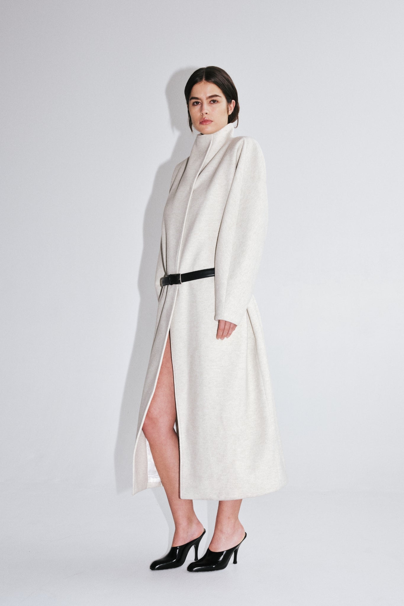 ARI COAT - IVORY