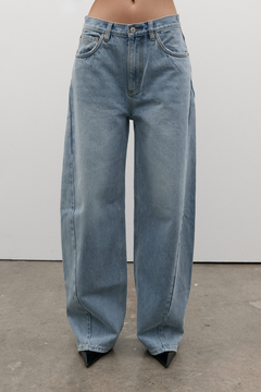 Brooklyn Low Rise Barrel Leg Jean in Oakland Blue, view 3, Bayse Brand