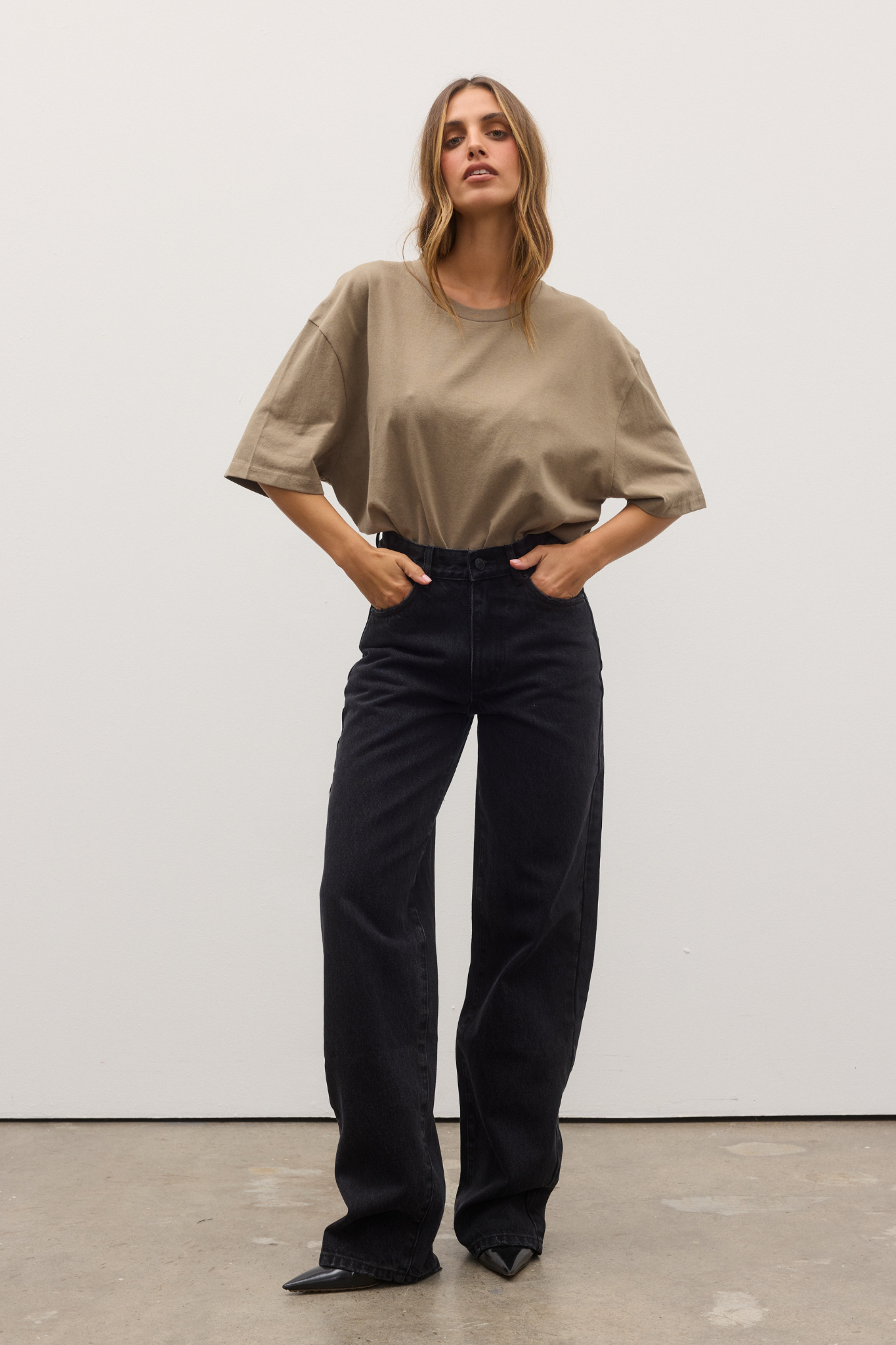 JONAS BOYFRIEND TEE - MILITARY