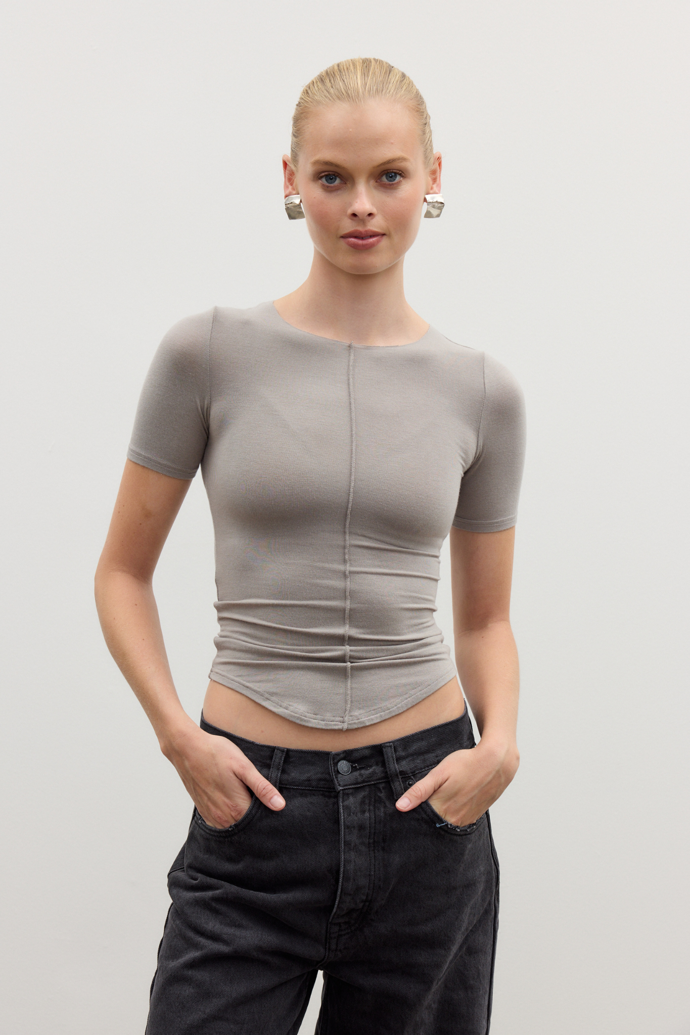 ANISA TEE - DOVE GREY