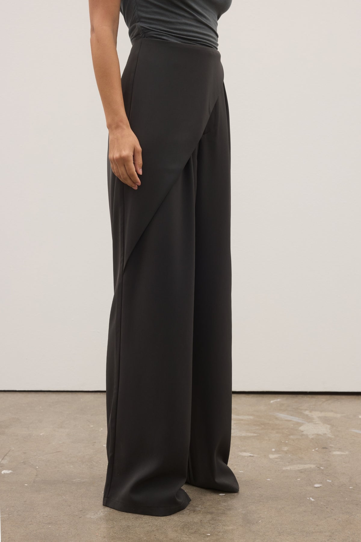 Rue High Rise Wide Leg Pant in Liberty, view 3, Bayse Brand