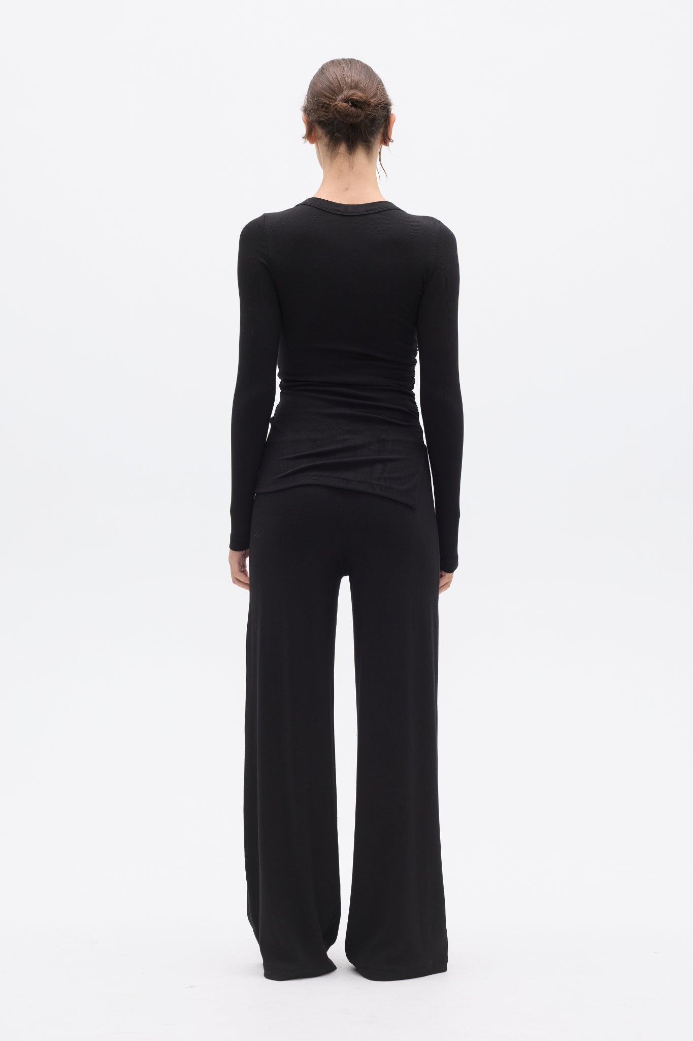 LANA LONG SLEEVE ROUCHED TEE - BLACK