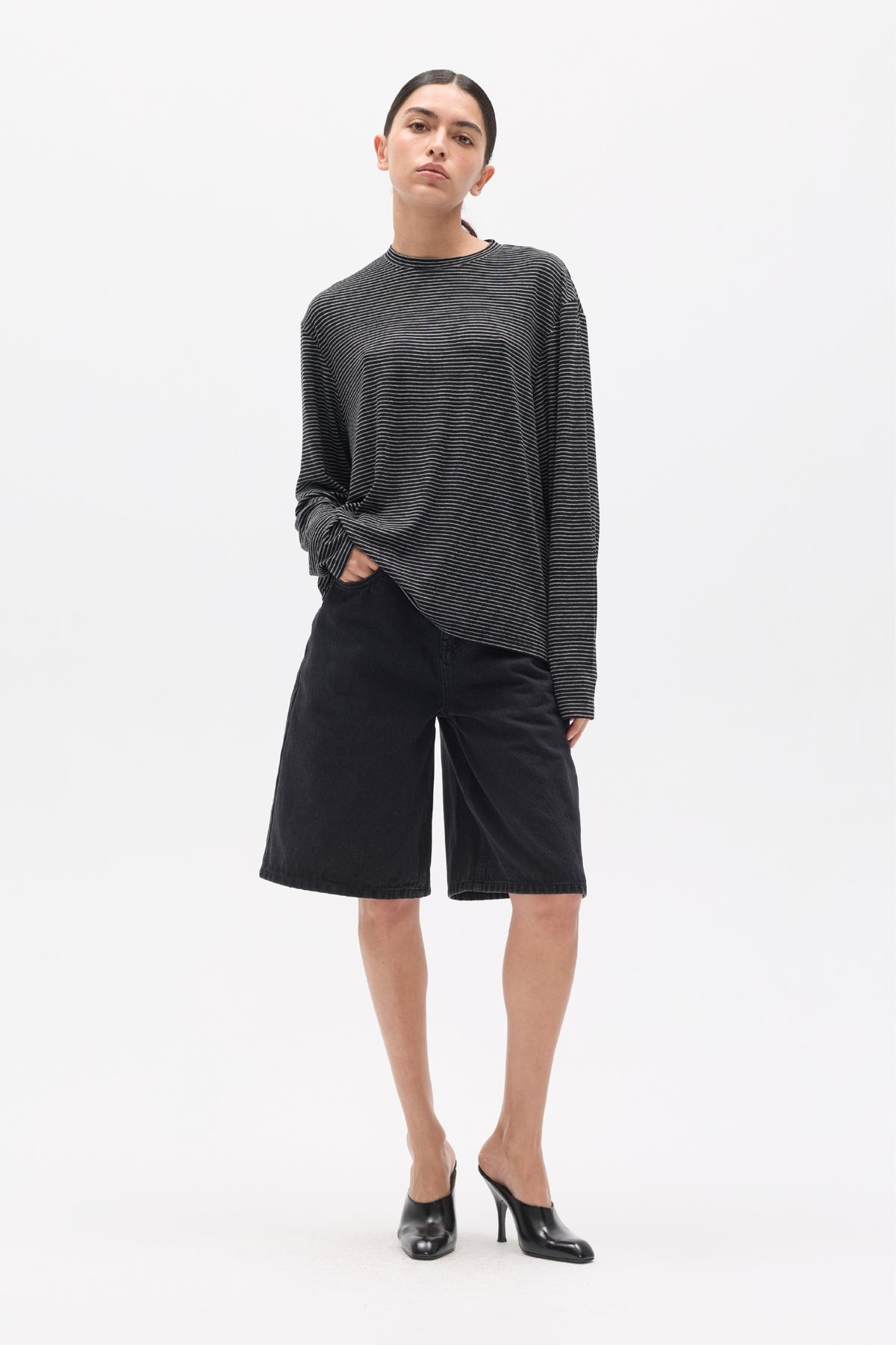 LIAM LONG SLEEVE - NAVY STRIPE