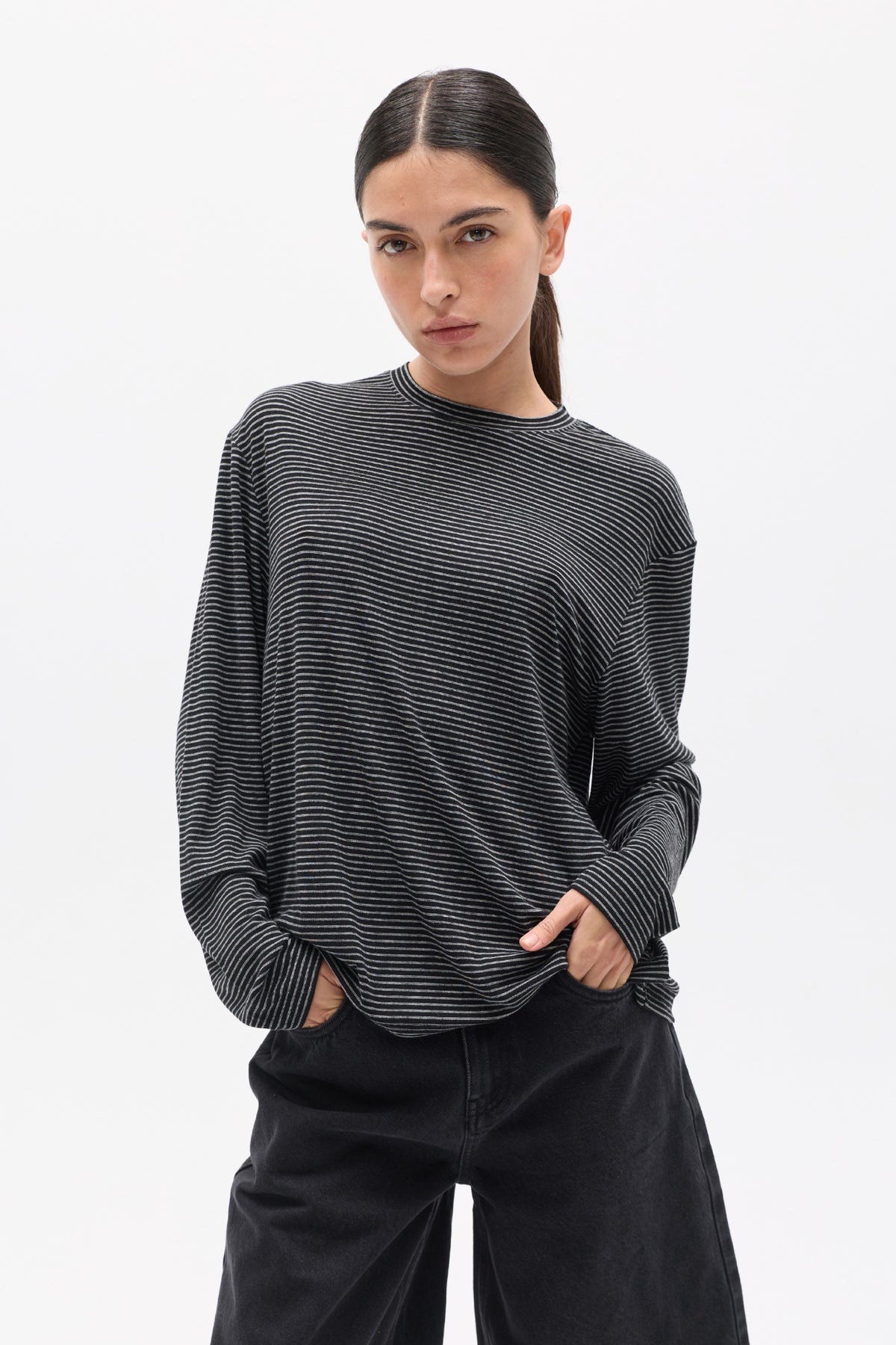 LIAM LONG SLEEVE - NAVY STRIPE