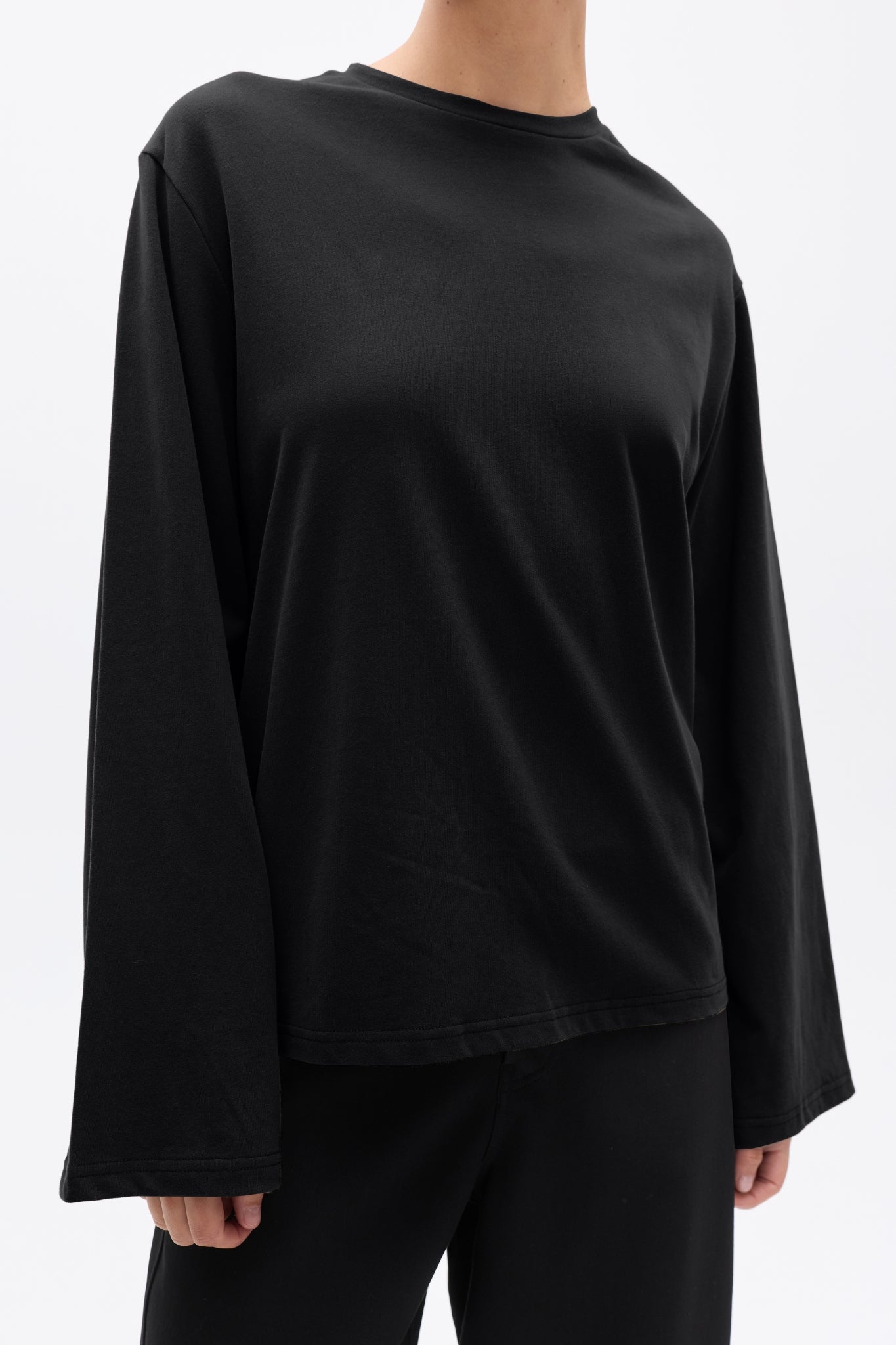 PRIYA LONG SLEEVE TOP - BLACK