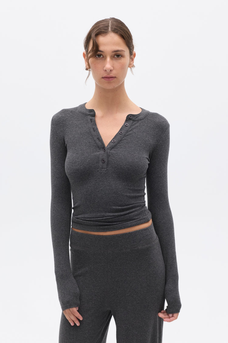SEARLE HENLEY TOP - DARK HEATHER GREY