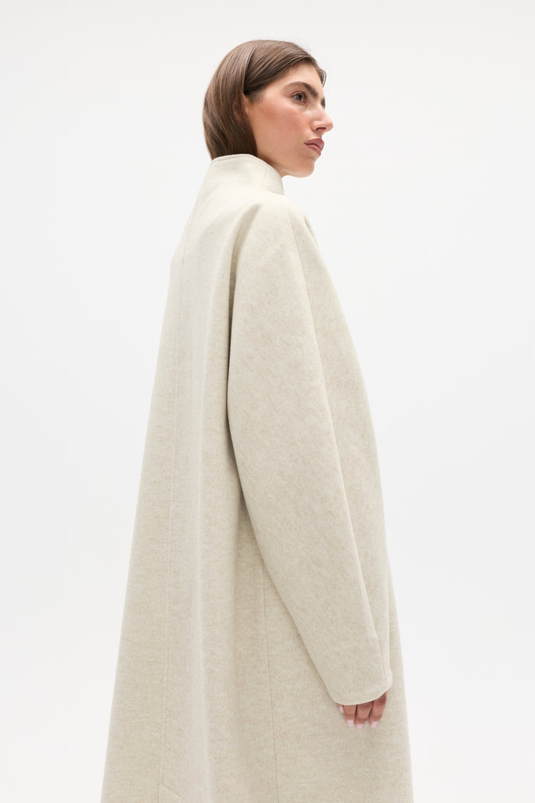ARI COAT - IVORY