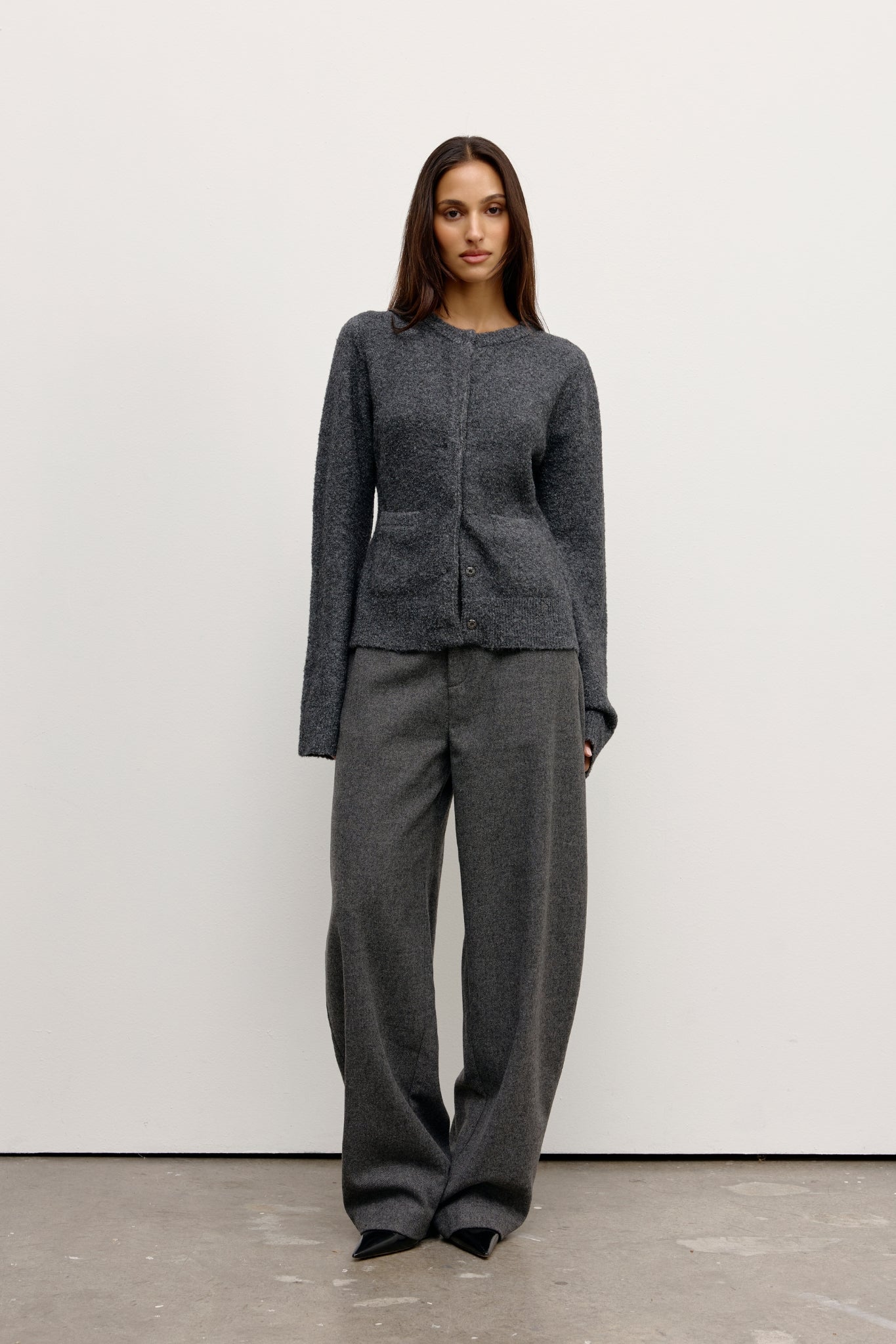 BEATRICE CARDIGAN - DARK HEATHER GREY