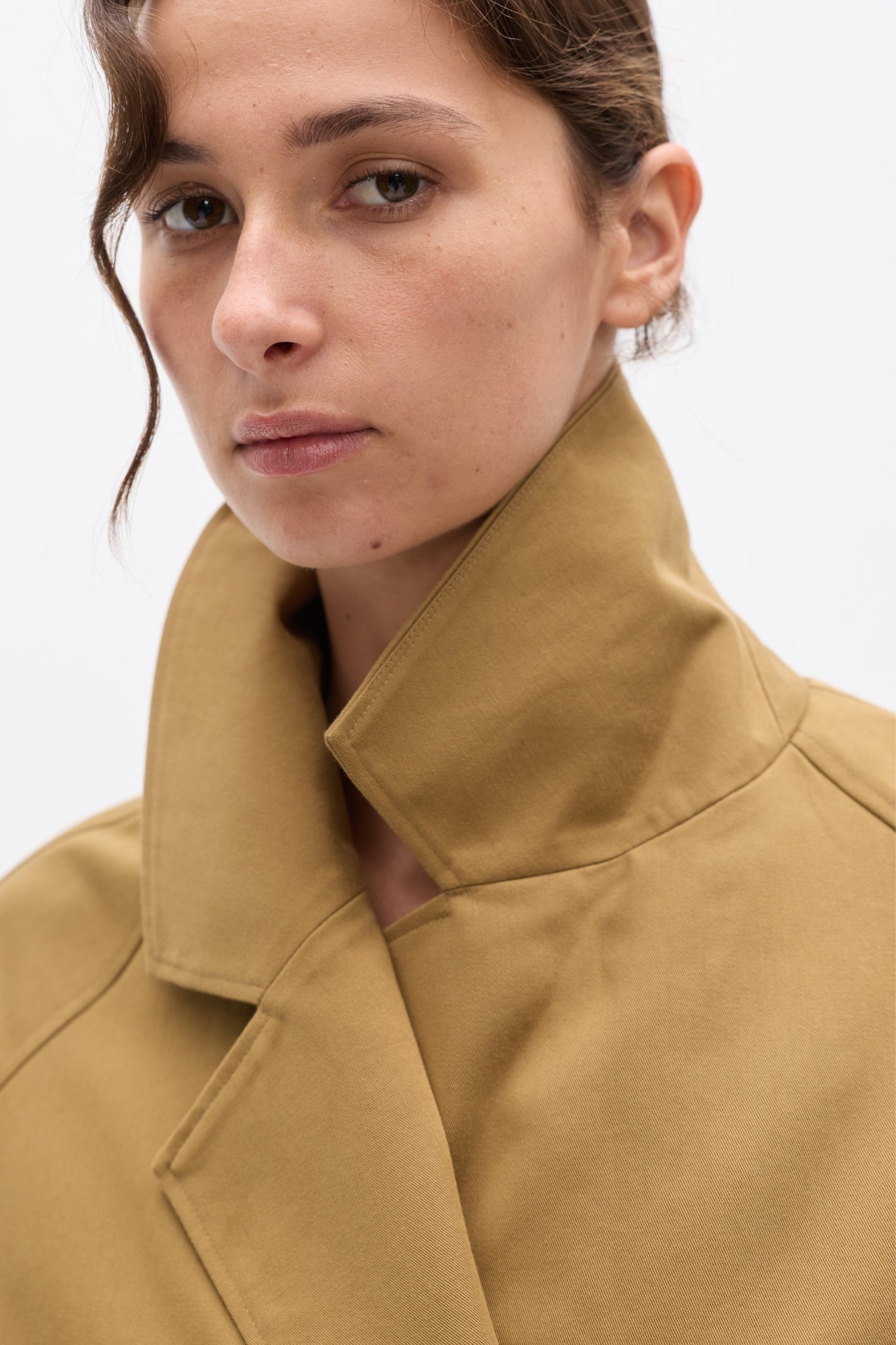 BRIAR CROPPED TRENCH - KHAKI