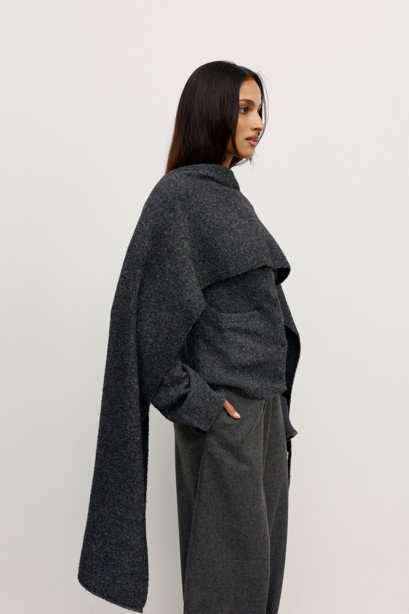 CAPE SCARF - DARK HEATHER GREY