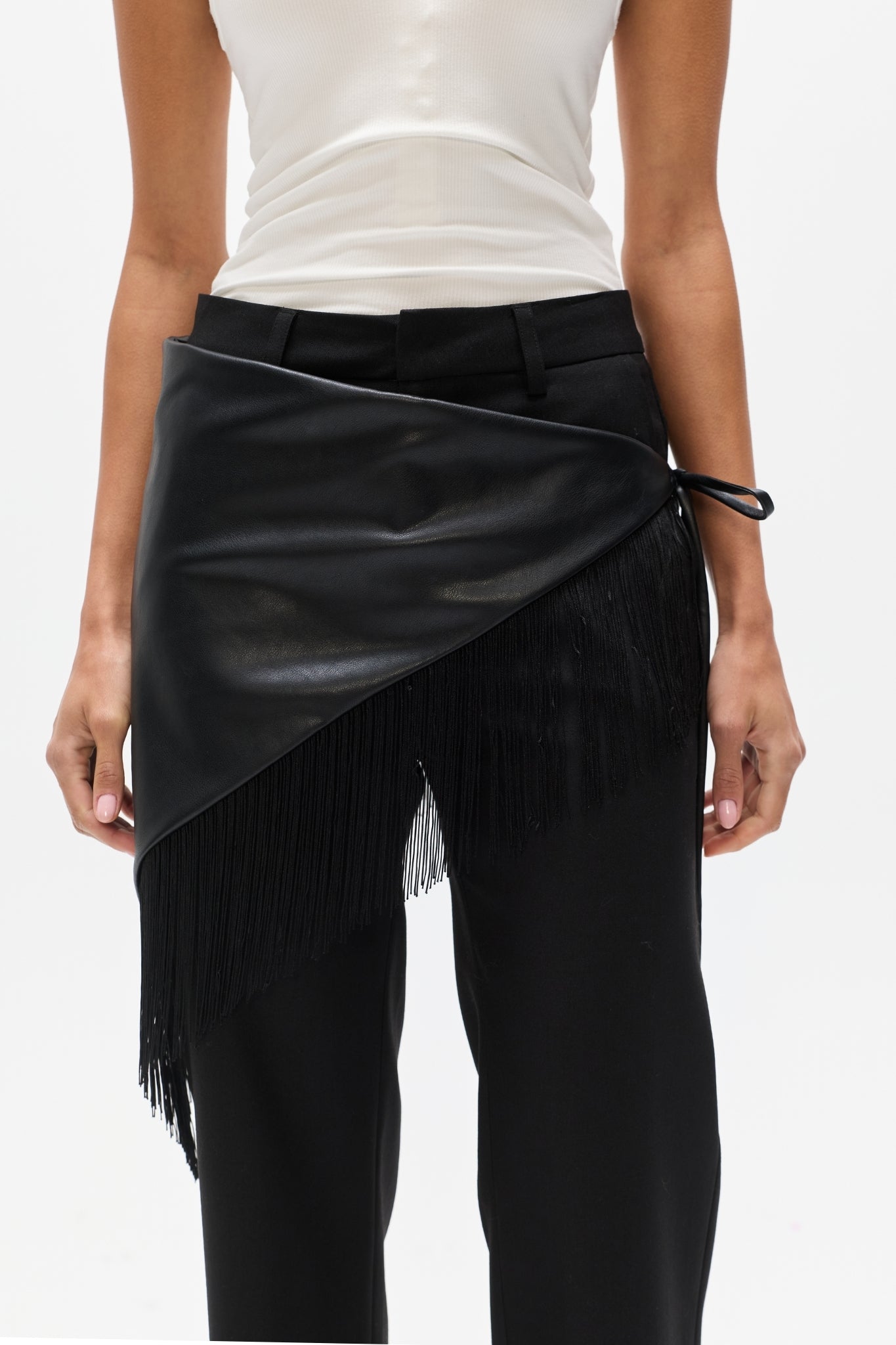 DRAVENNA SCARF - BLACK