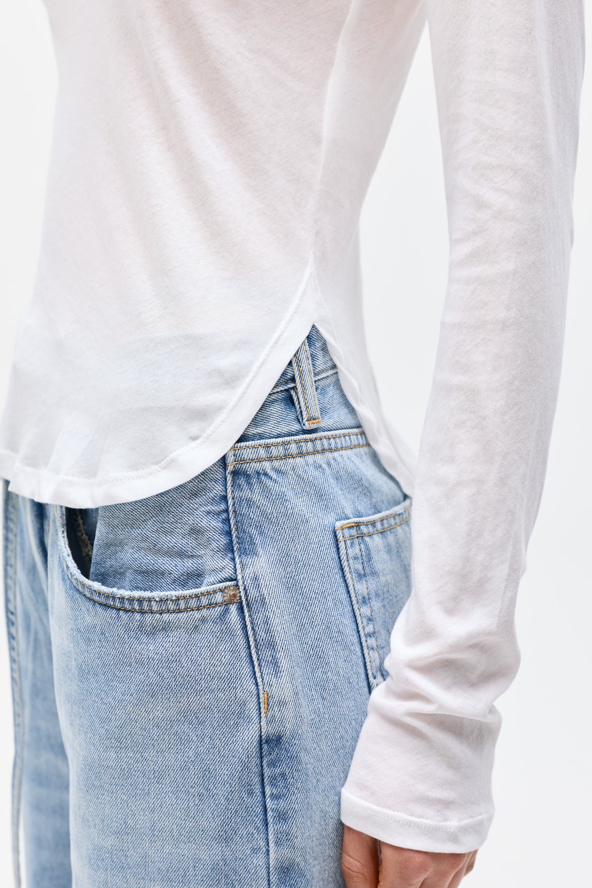 FREYA LONG SLEEVE TEE - SNOW WHITE