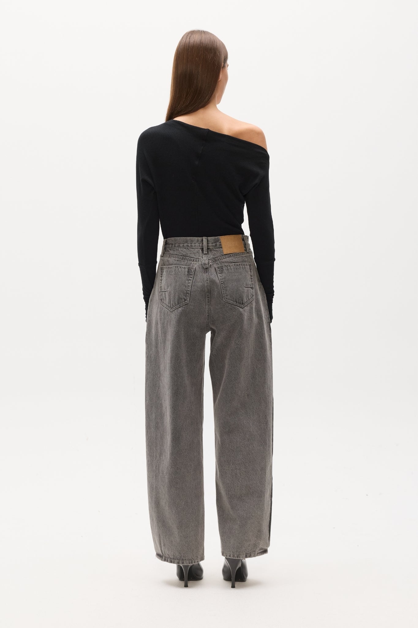 GISELLE KNIT TOP - BLACK
